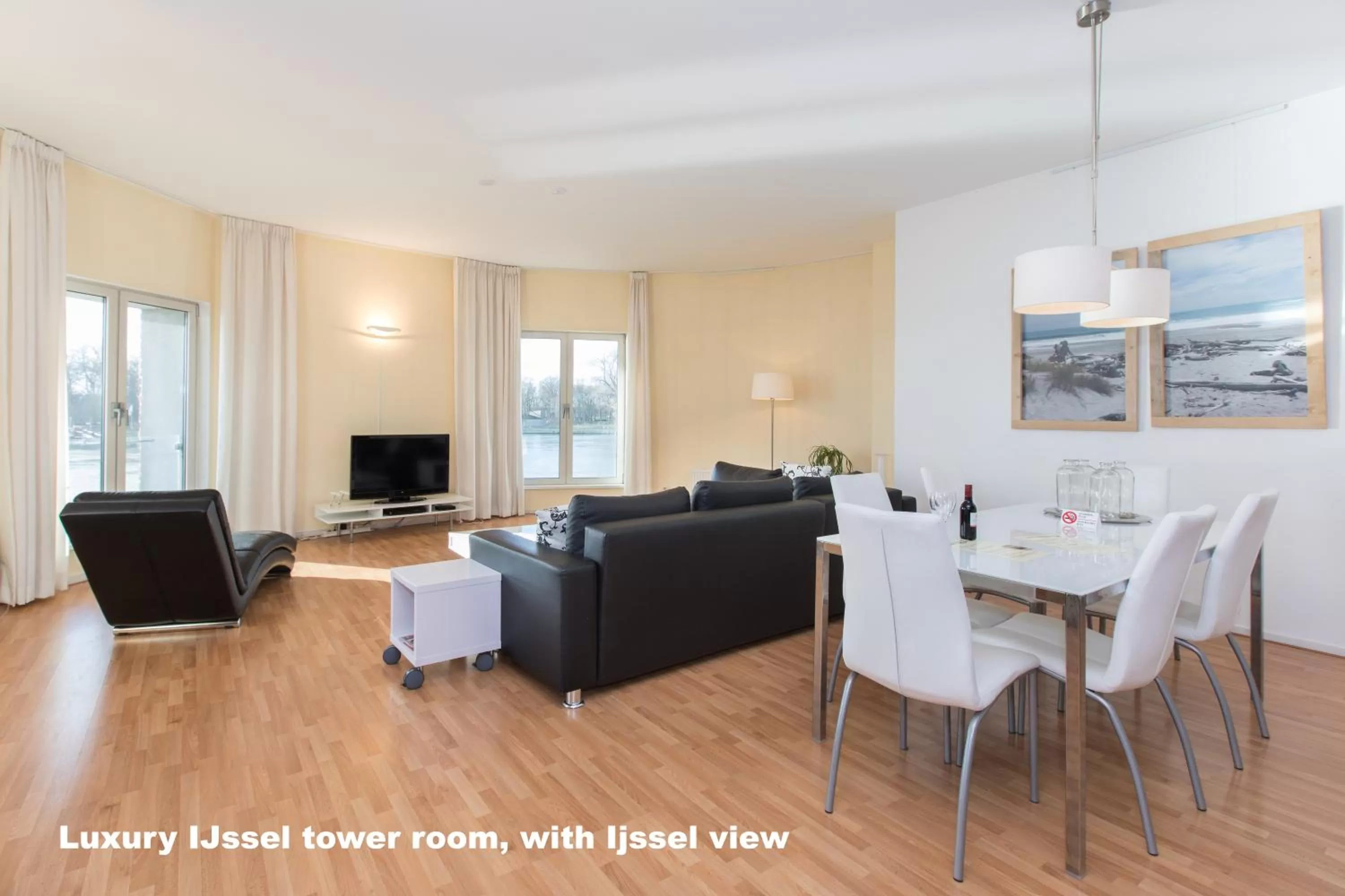 Living room in Hotel de Vischpoorte, centrum Deventer en aan de IJssel