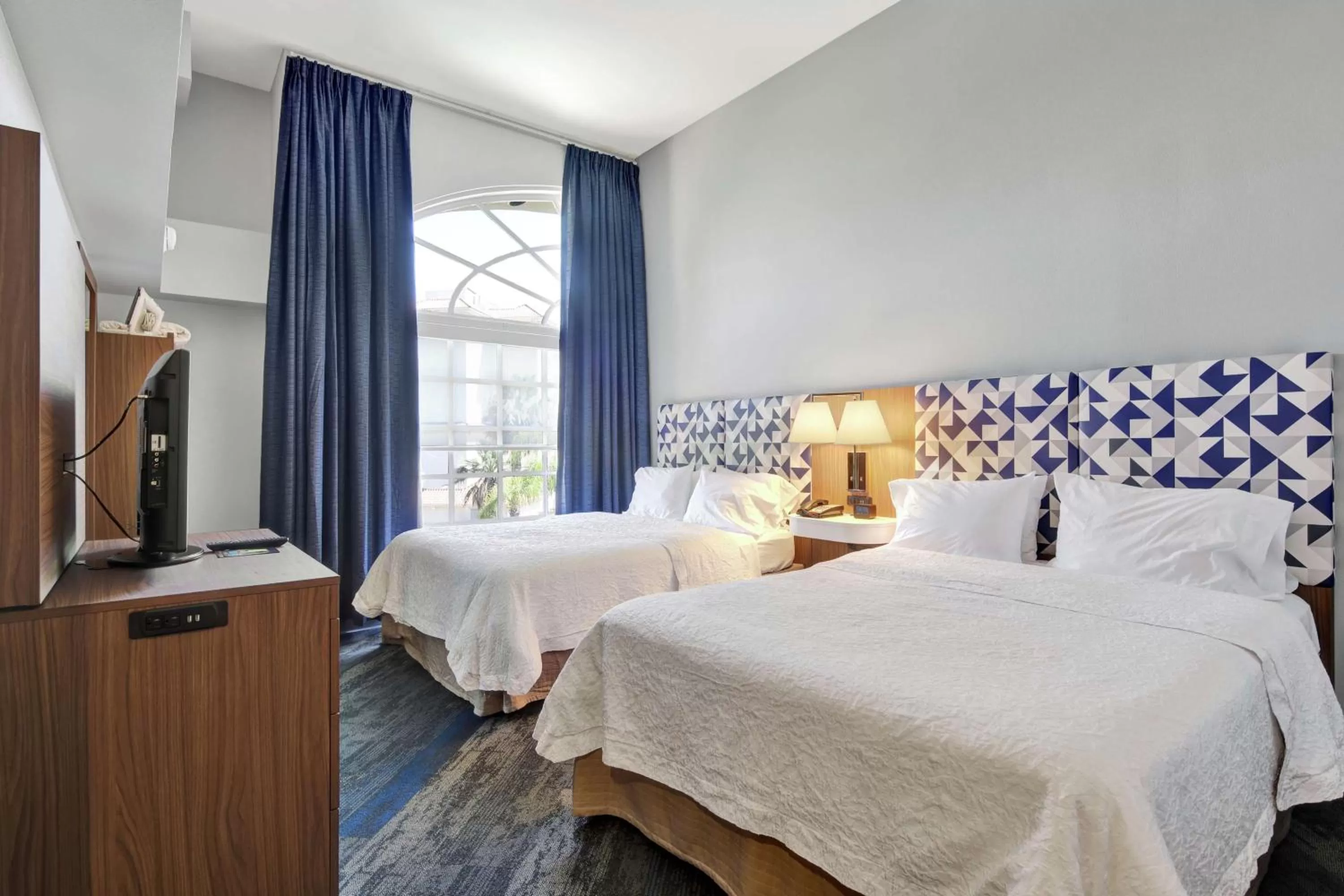 Bedroom in Express Inn