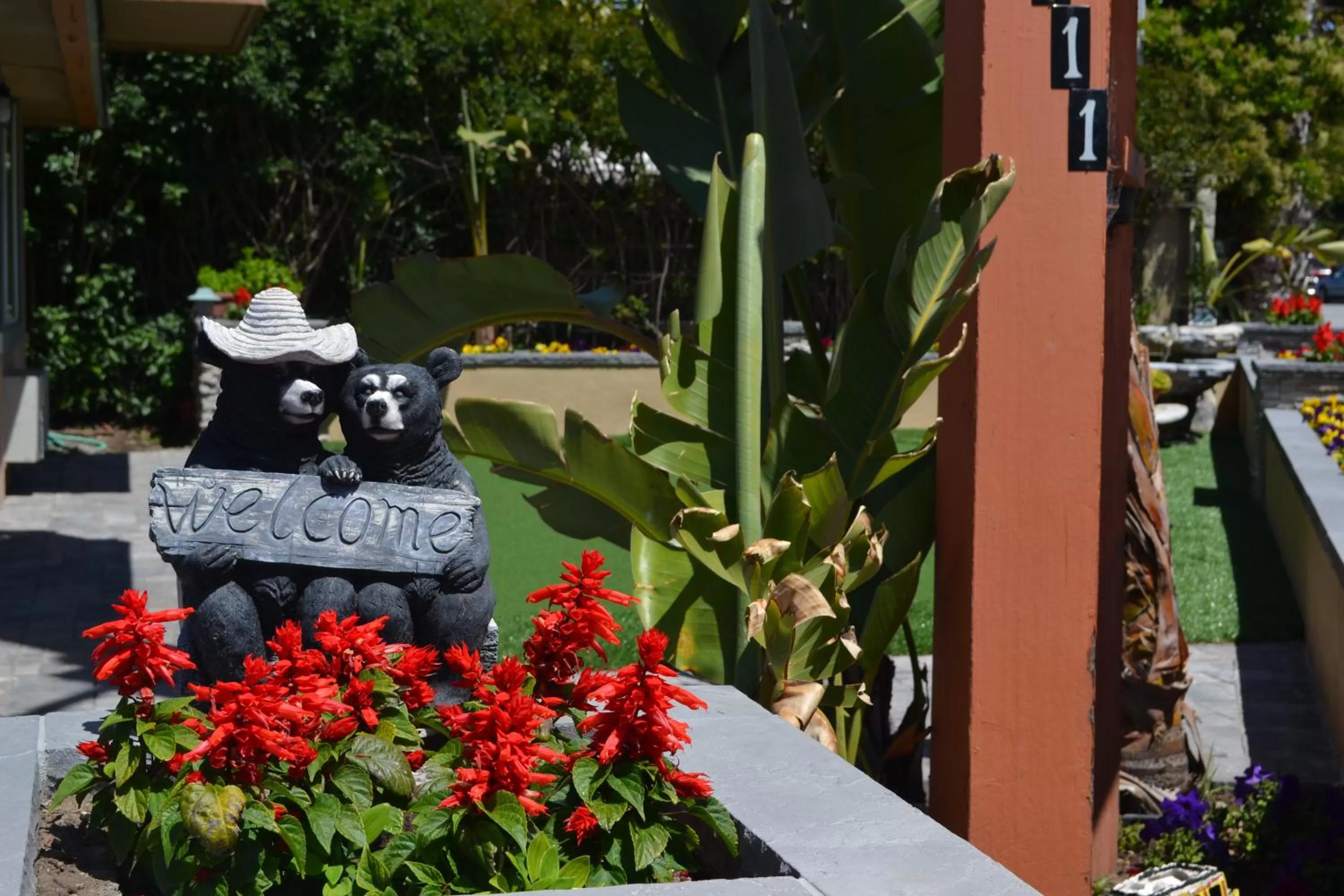 Facade/entrance in Stage Coach Lodge