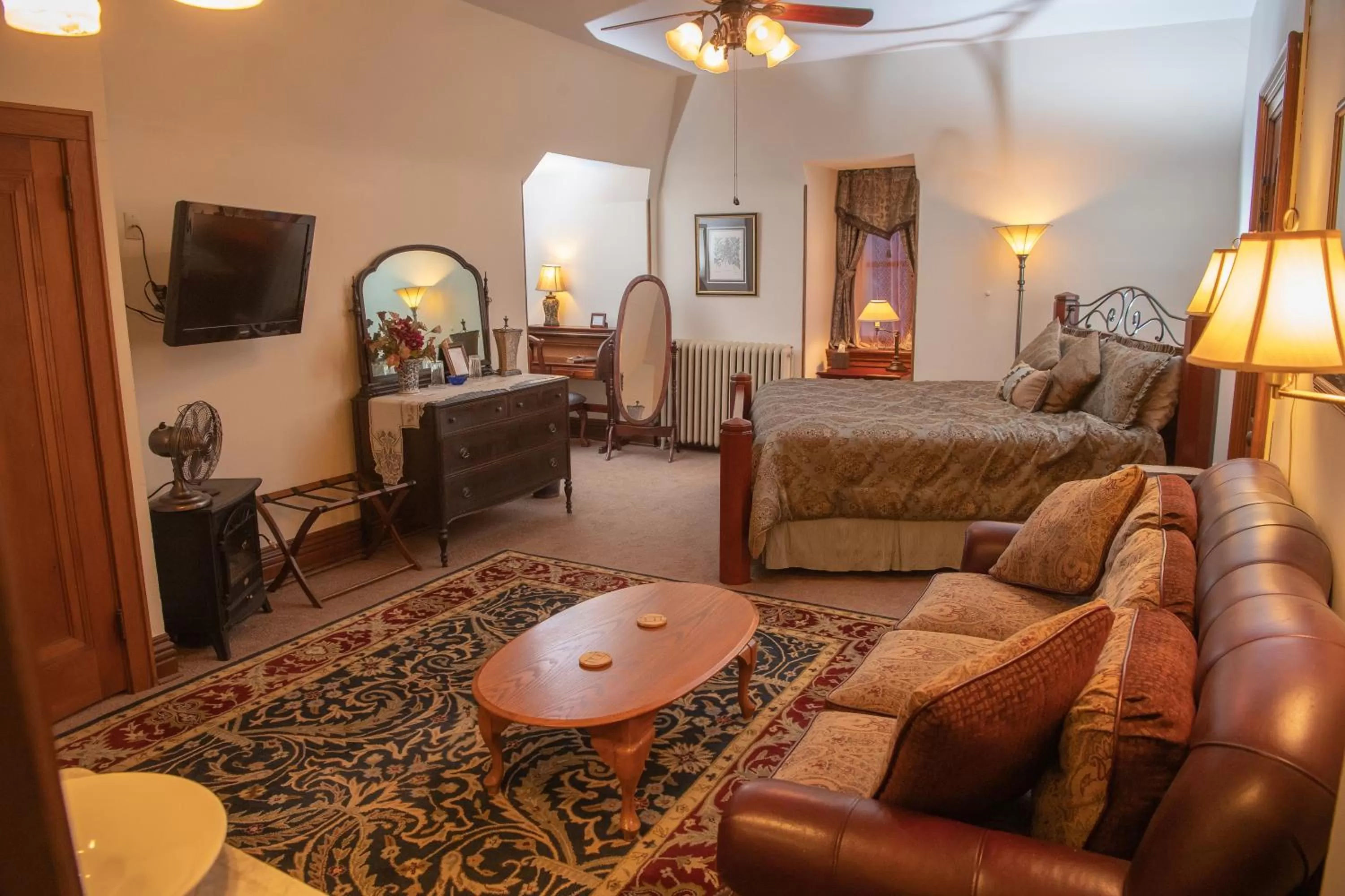 Bedroom in Spencer House Bed & Breakfast