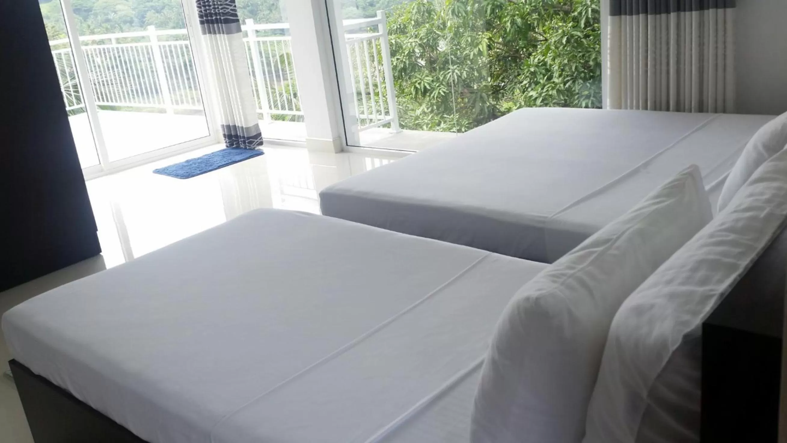 Bed in Mahaweli View Inn