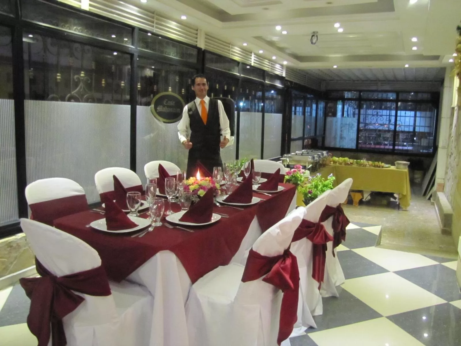 Restaurant/Places to Eat in Hotel Casa Mahanaim Colferias, Bogotá