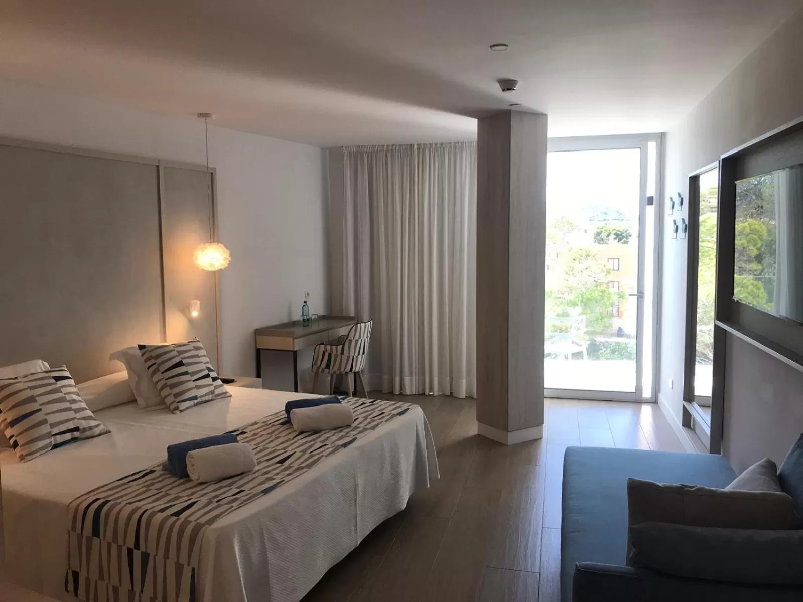 Bedroom, Bed in Diamant Hotel & Aparthotel