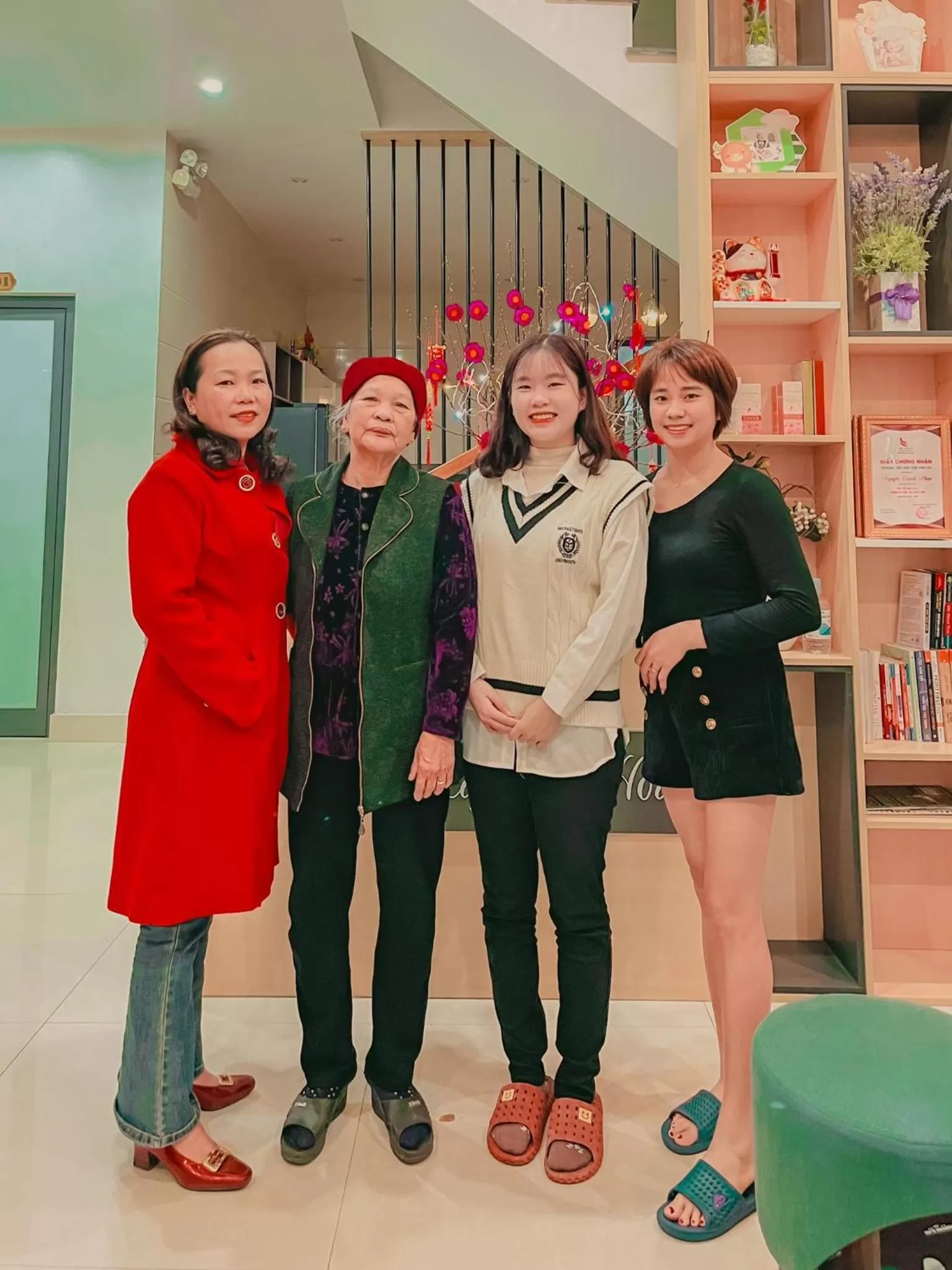 Guests in Peaceful House Hostel