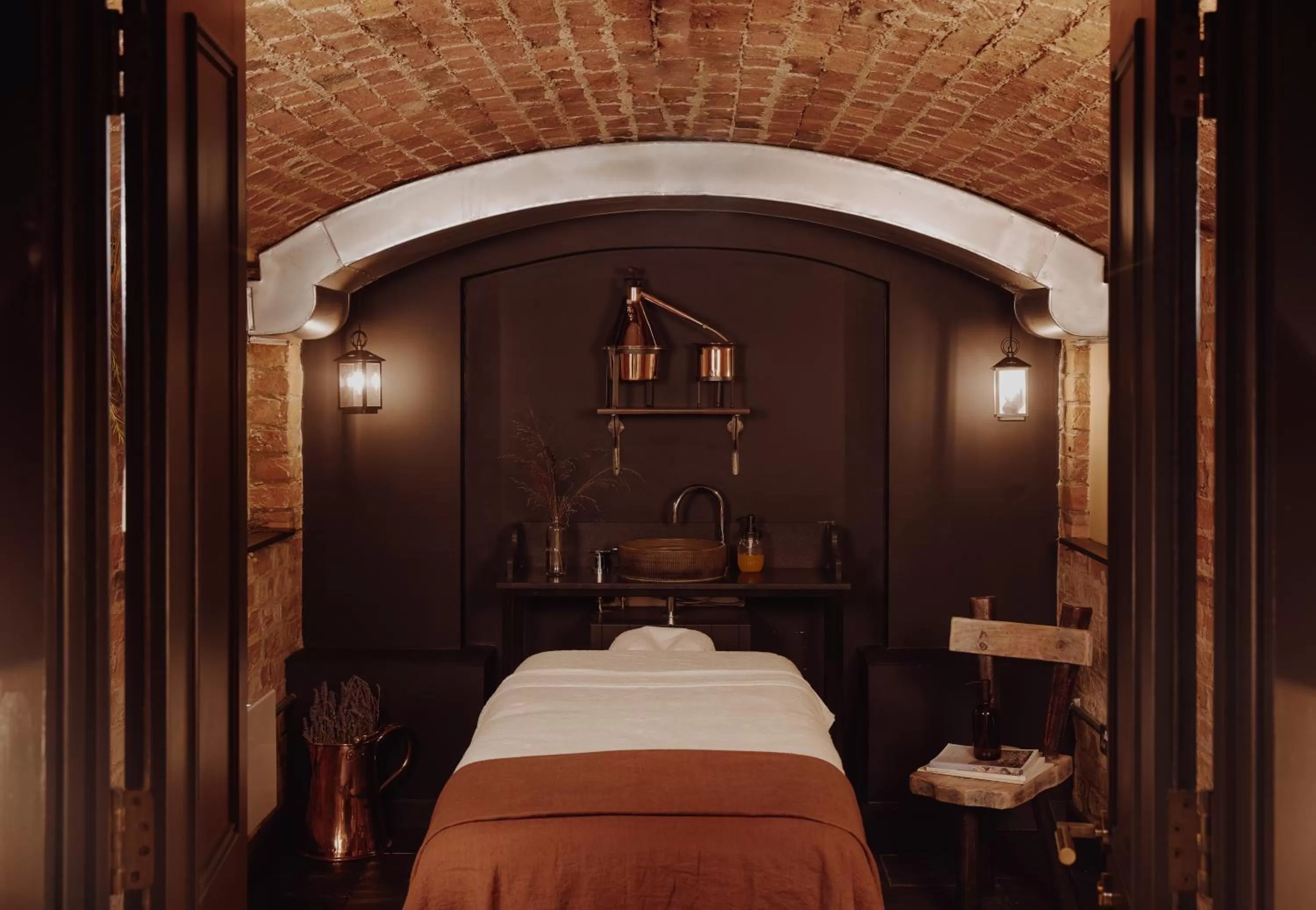 Massage, Bed in No 1 by GuestHouse, York