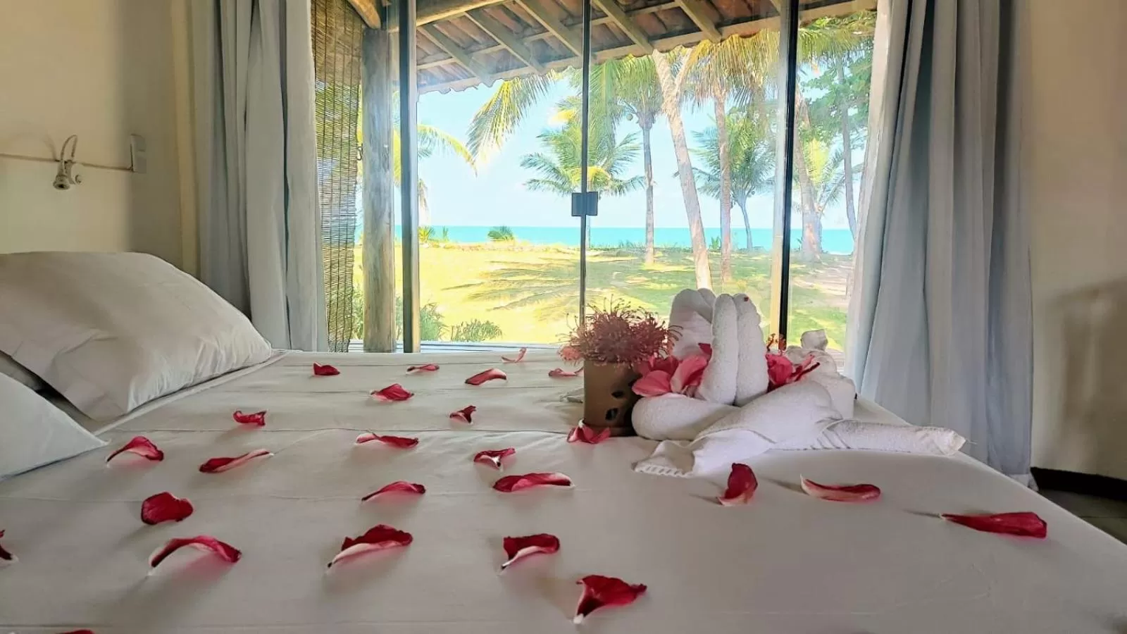 Natural landscape, Bed in Pousada Bahia Boa