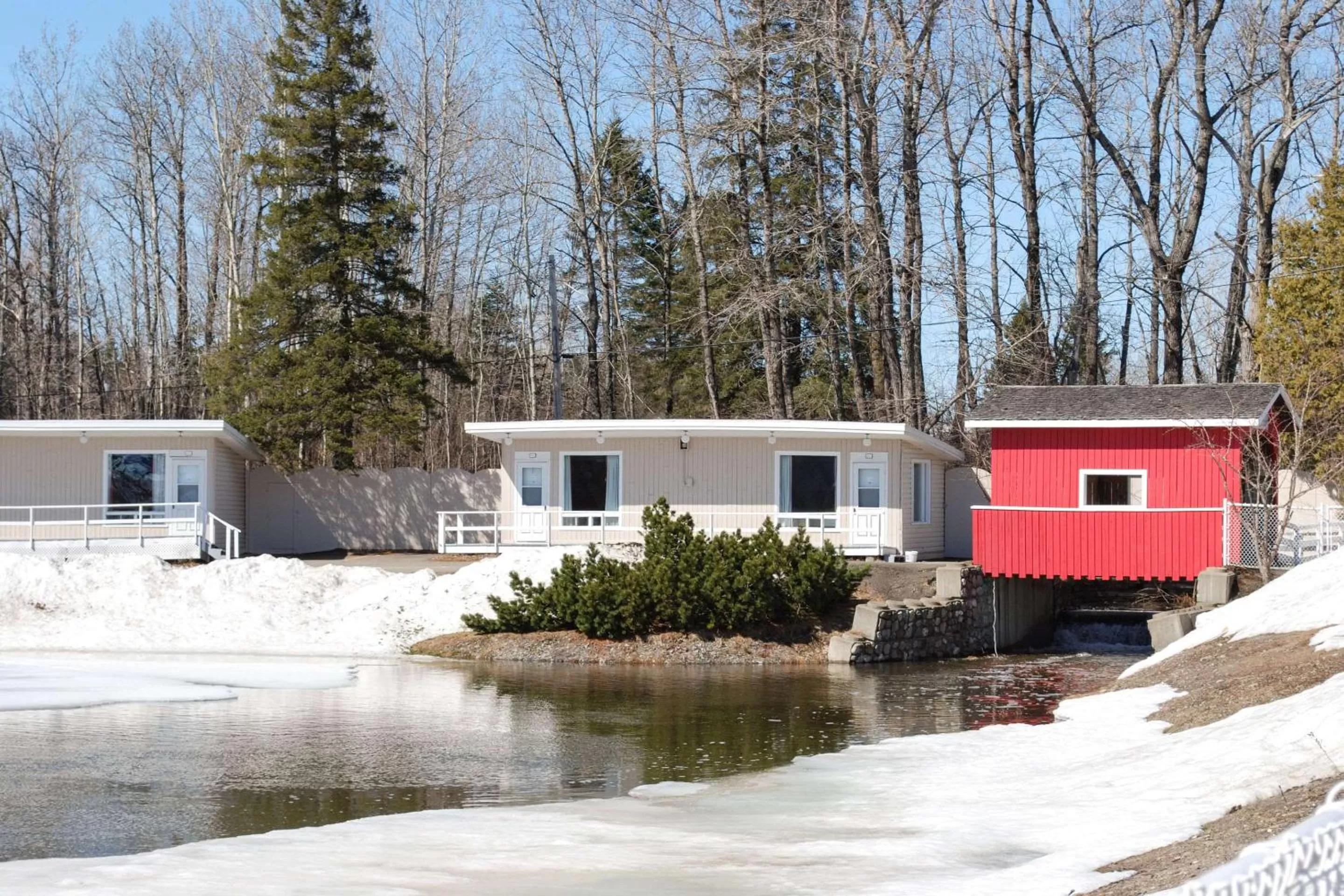 Photo of the whole room in Rodeway Inn