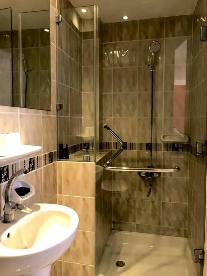 Alexander The Great Hotel