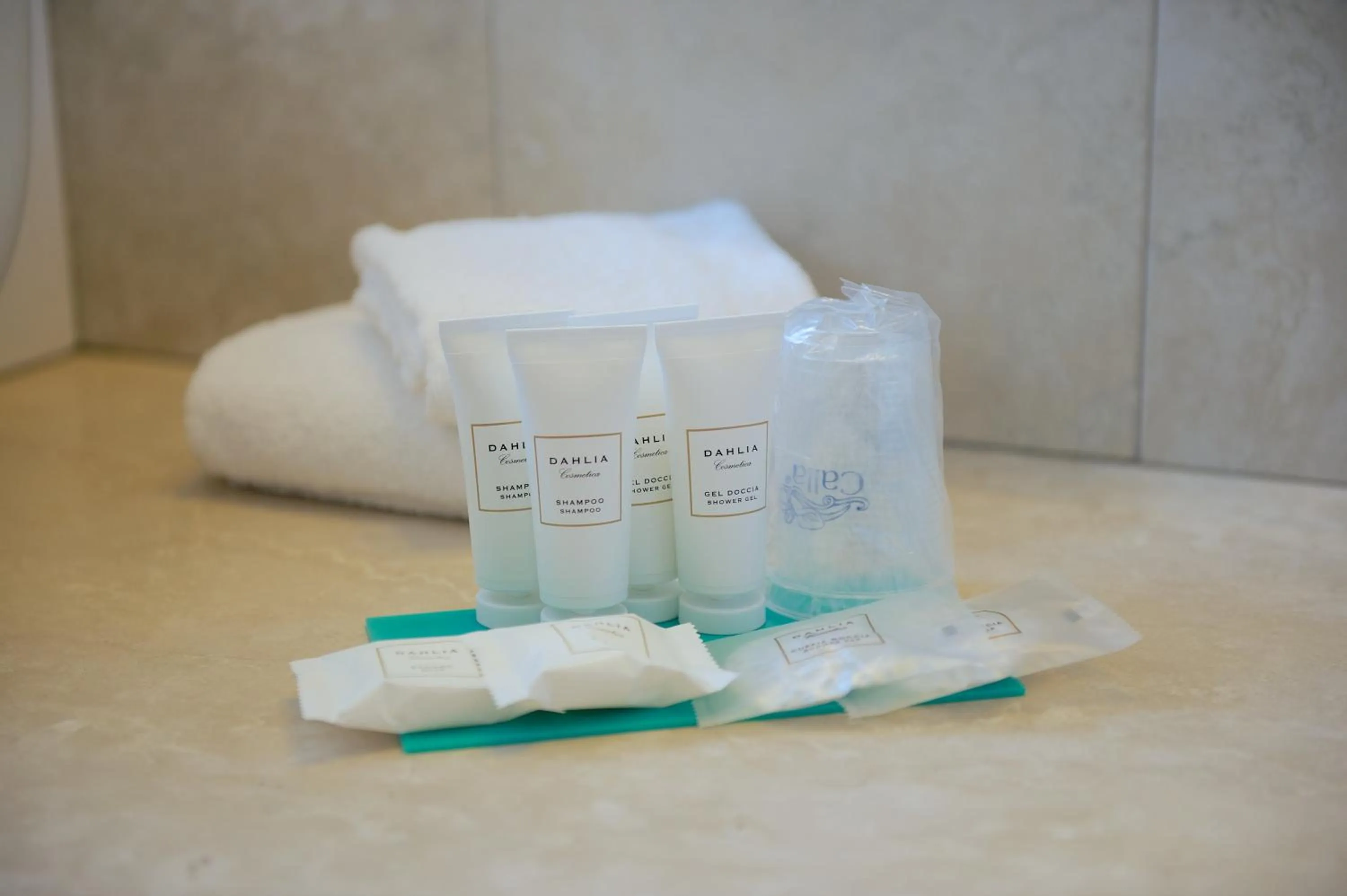 Toilet in Best Western Crystal Palace Hotel