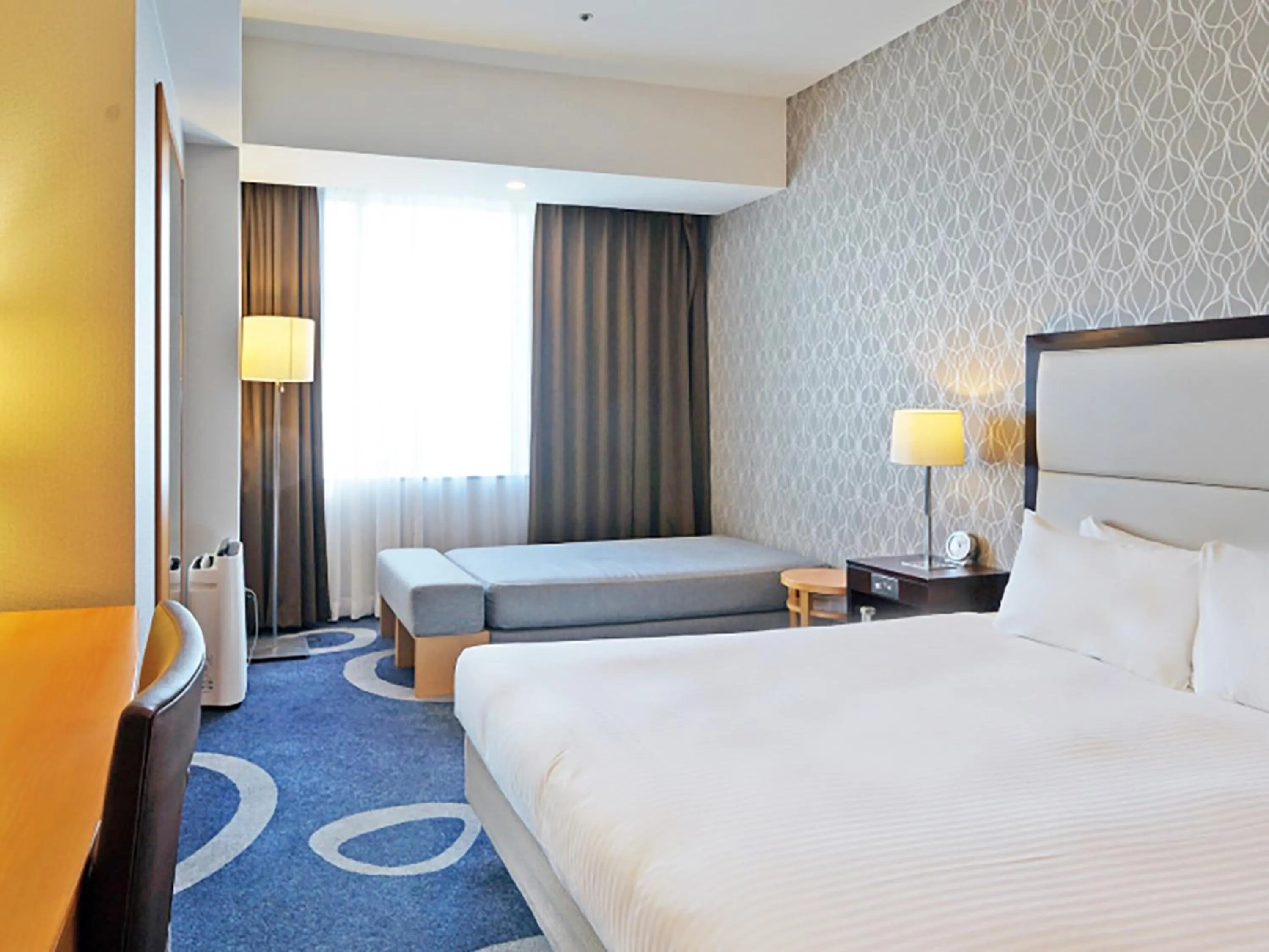 Photo of the whole room, Bed in LOISIR HOTEL SHINAGAWA SEASIDE