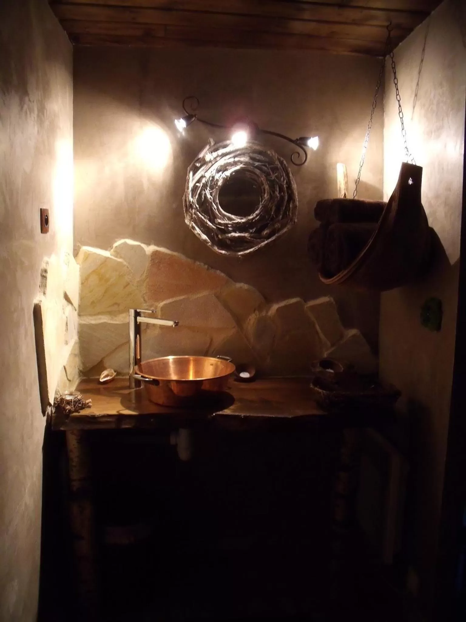 Secret d'une Nuit a vicq prės de valenciennes,onnaing,saint saulve avec piscine , jaccuzi