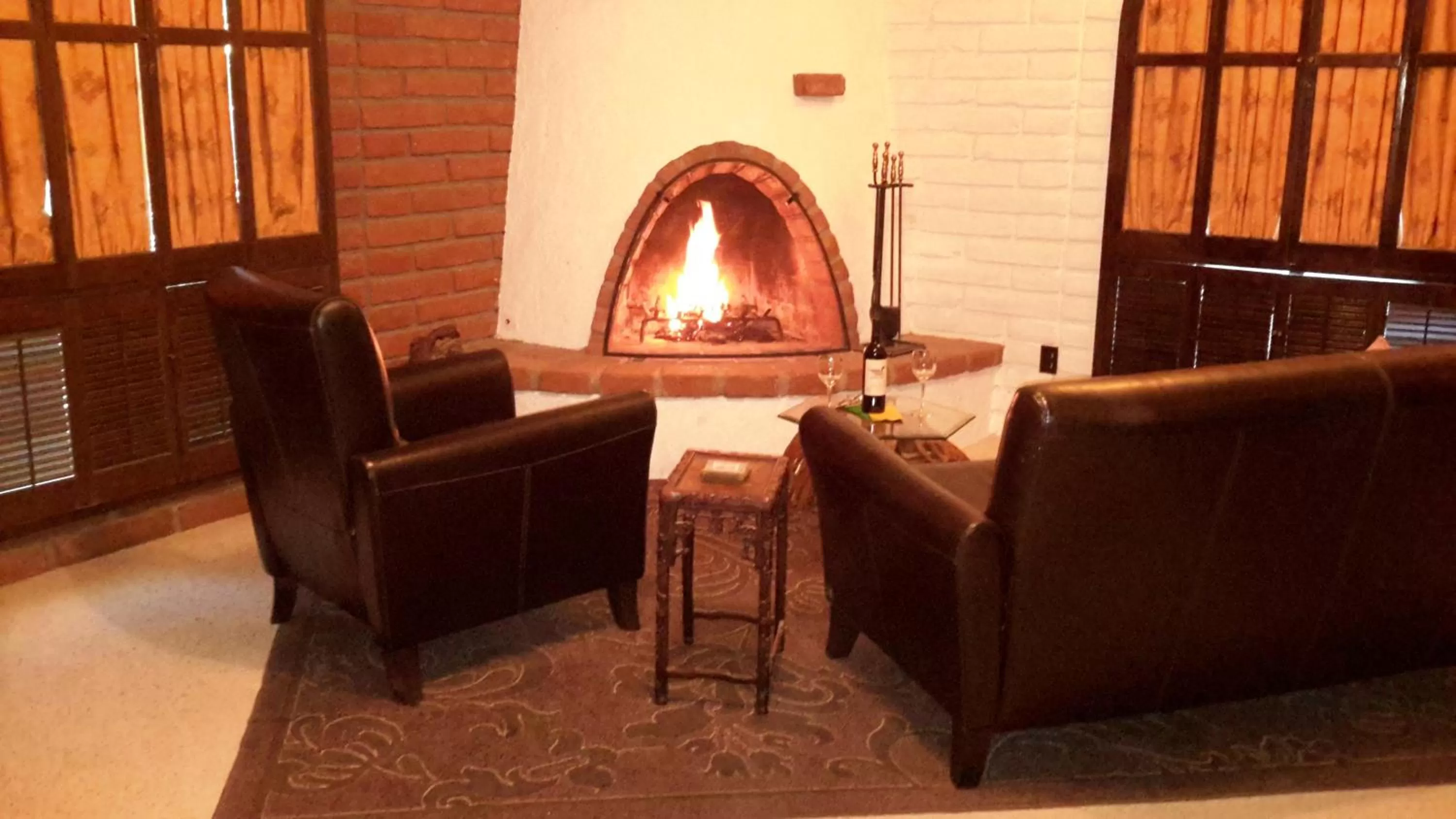 Seating area in Desert Trails Bed & Breakfast