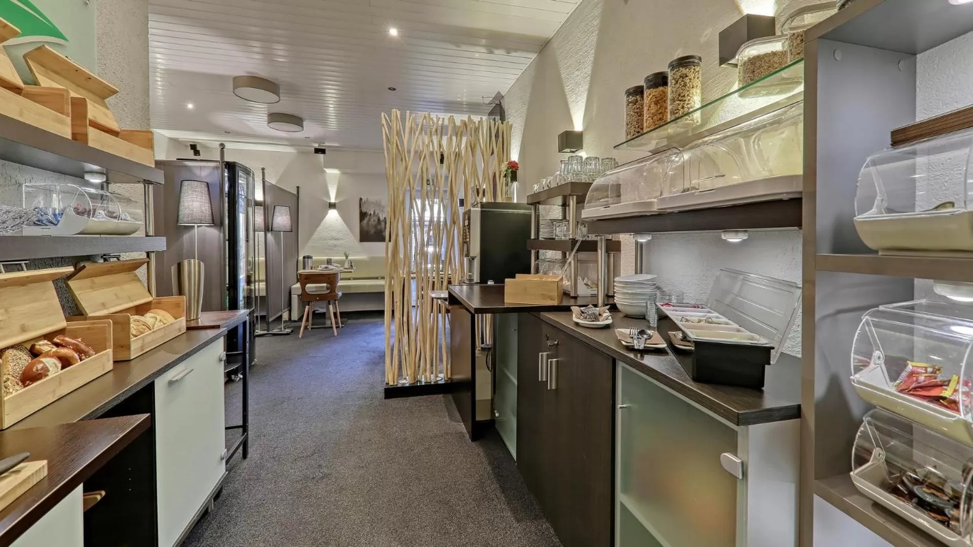 Buffet breakfast, Kitchen/Kitchenette in Suit' & Frühstück Zum Latschen - Adults Only