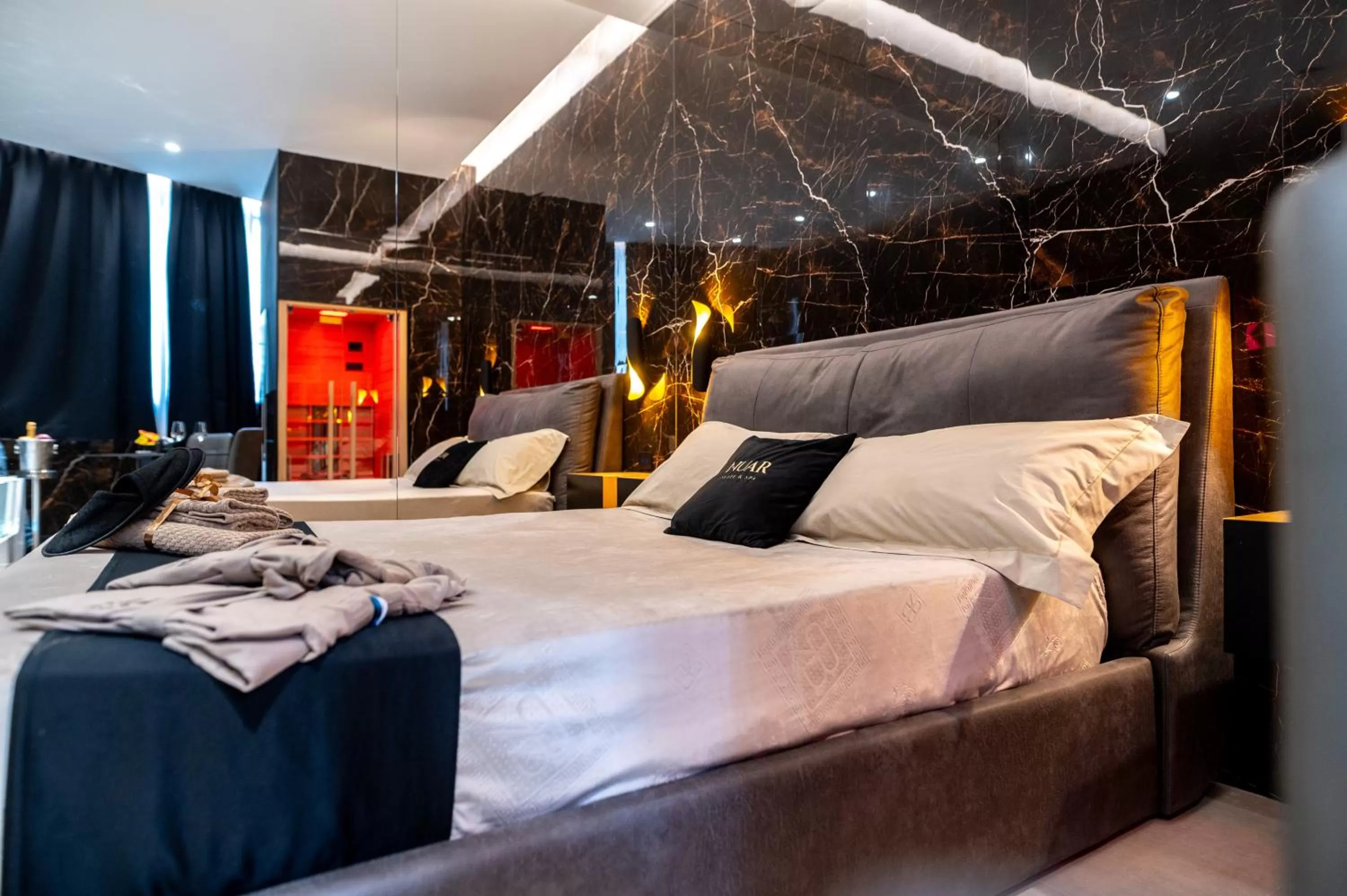 Bed in NUAR suite&spa