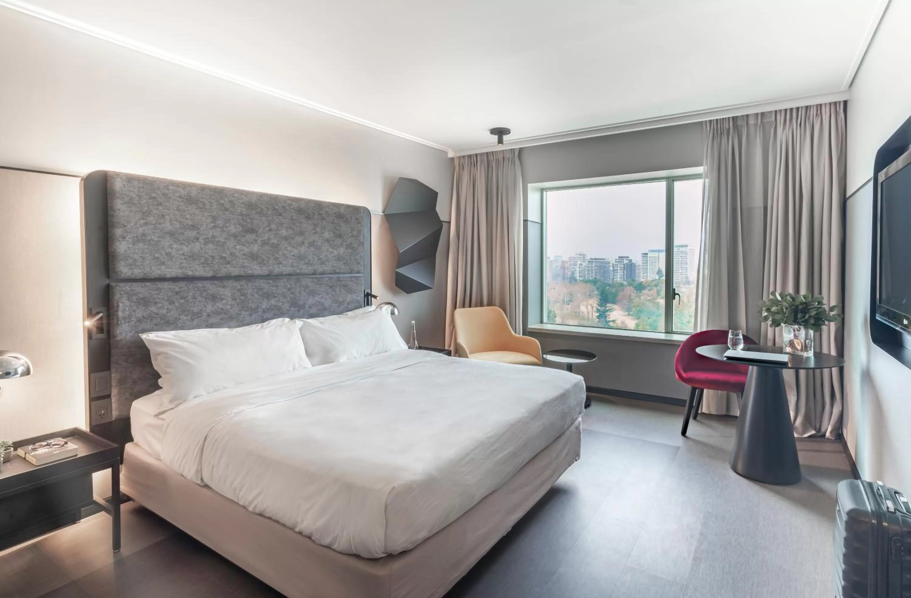 Bedroom, Bed in Pullman Santiago Vitacura