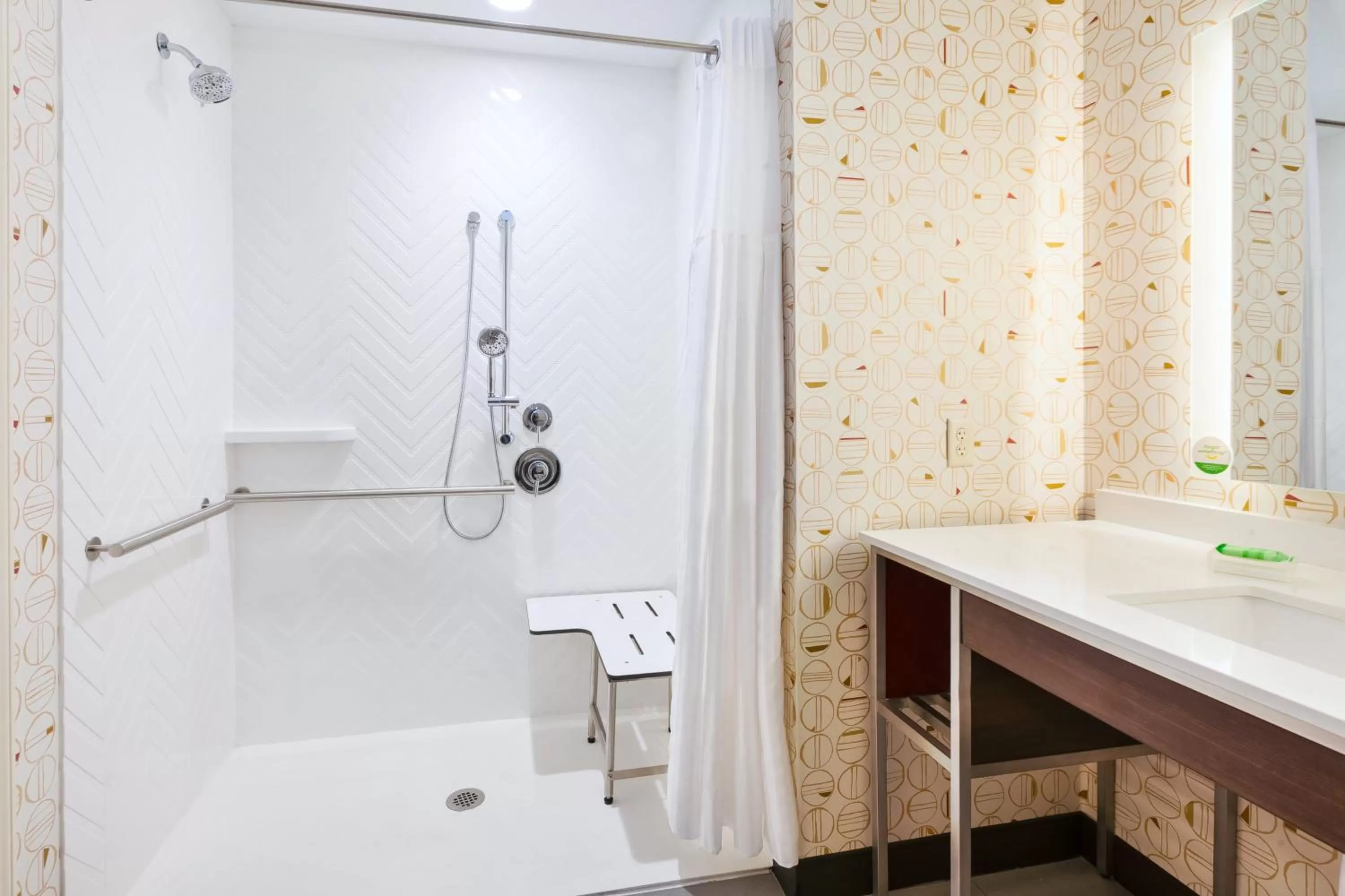 Bathroom in Holiday Inn & Suites - Toledo Southwest - Perrysburg by IHG