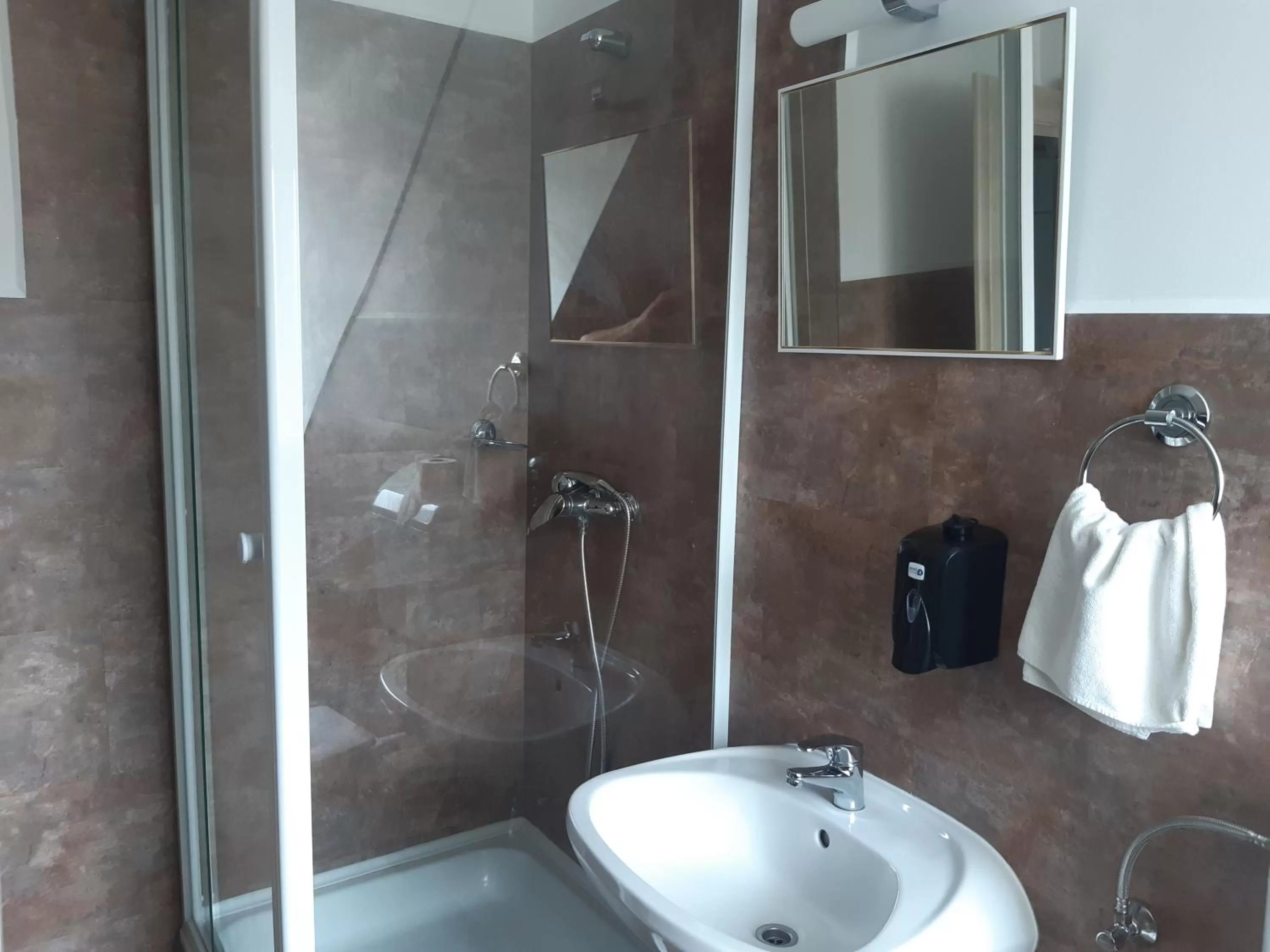 Bathroom in Mátyus Udvarház Kengyel Fogadó Eger