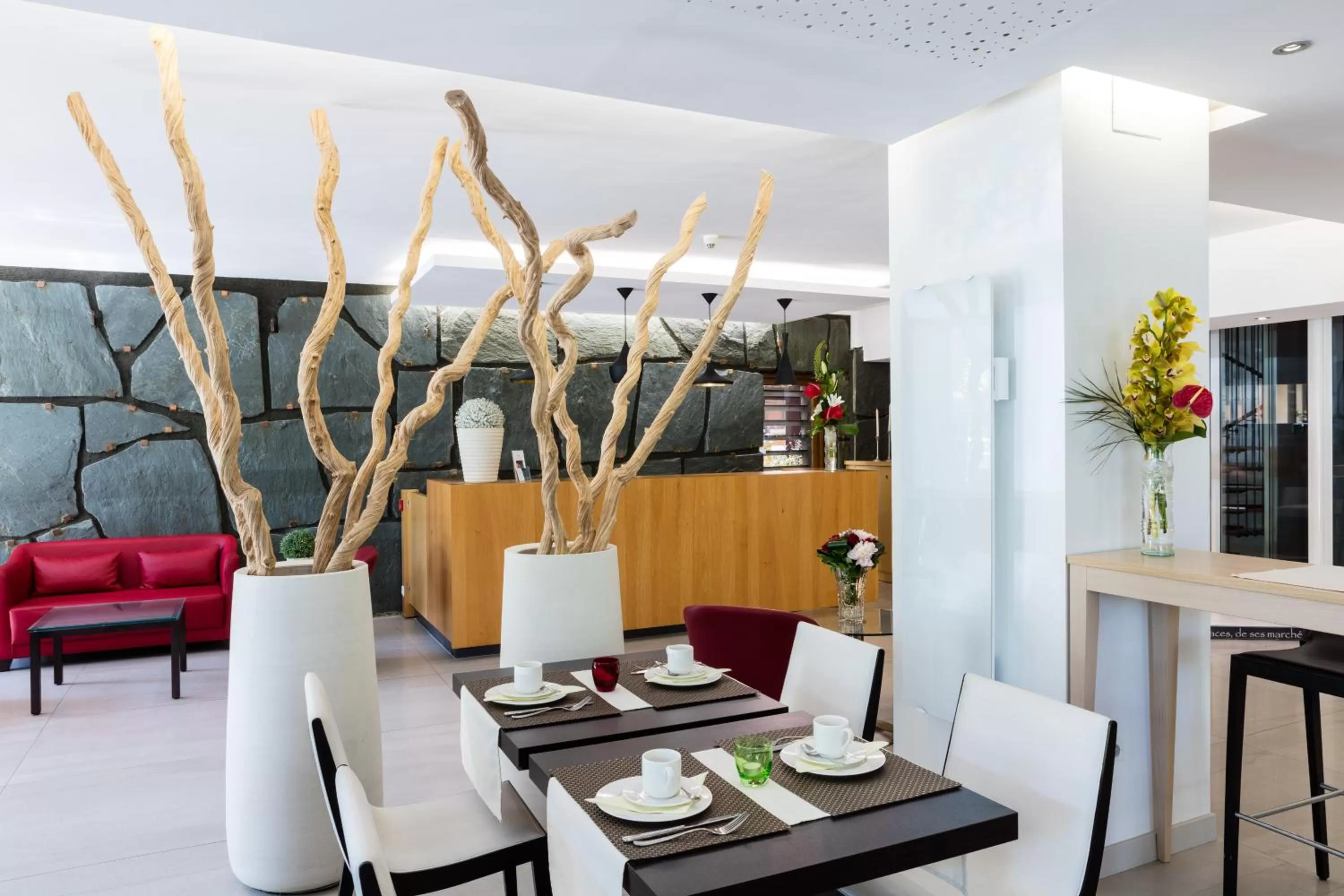 Restaurant/places to eat in Hôtel Rotonde Aix-en-Provence centre