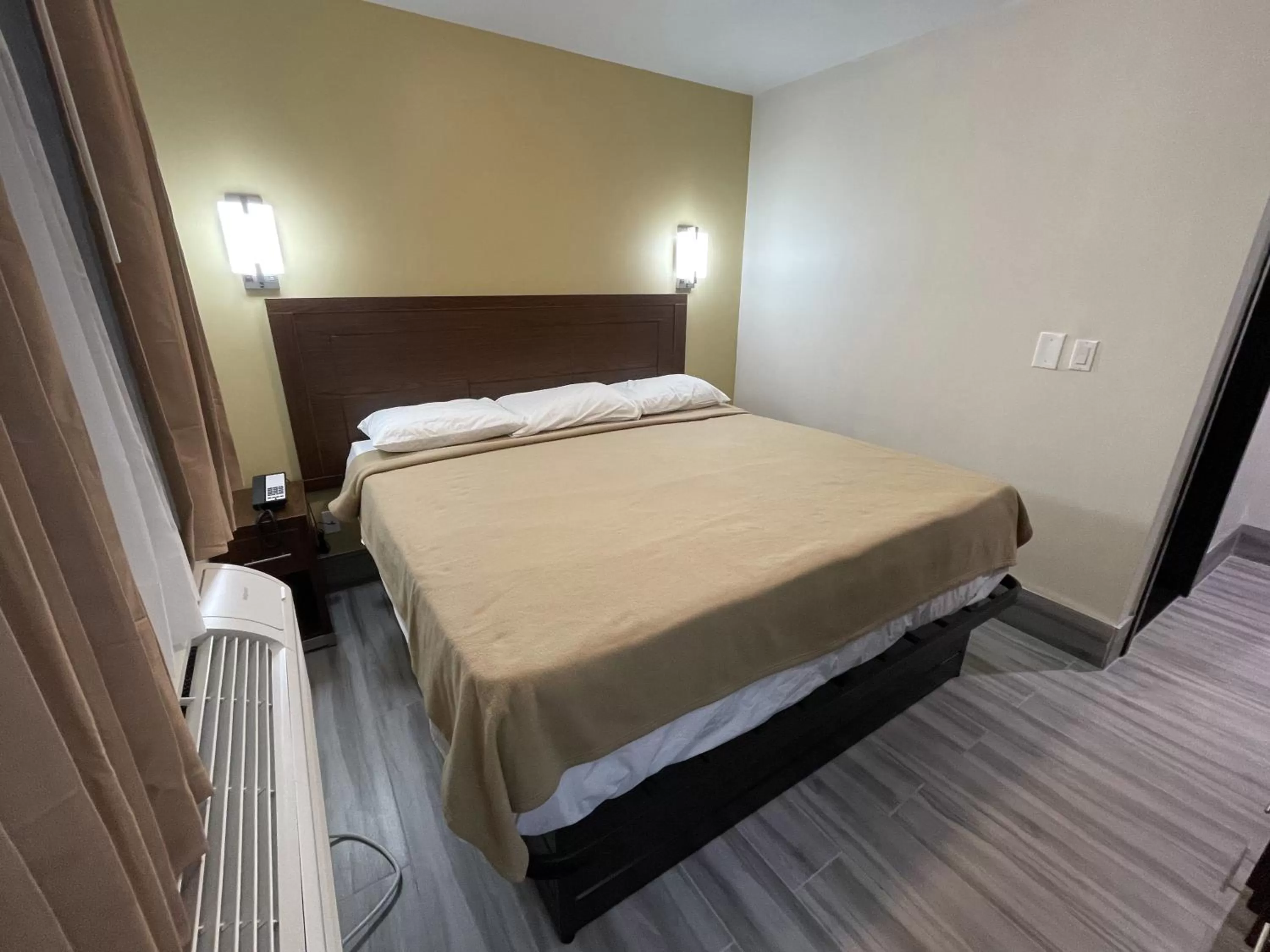 Bed in Hotel 369 Brooklyn