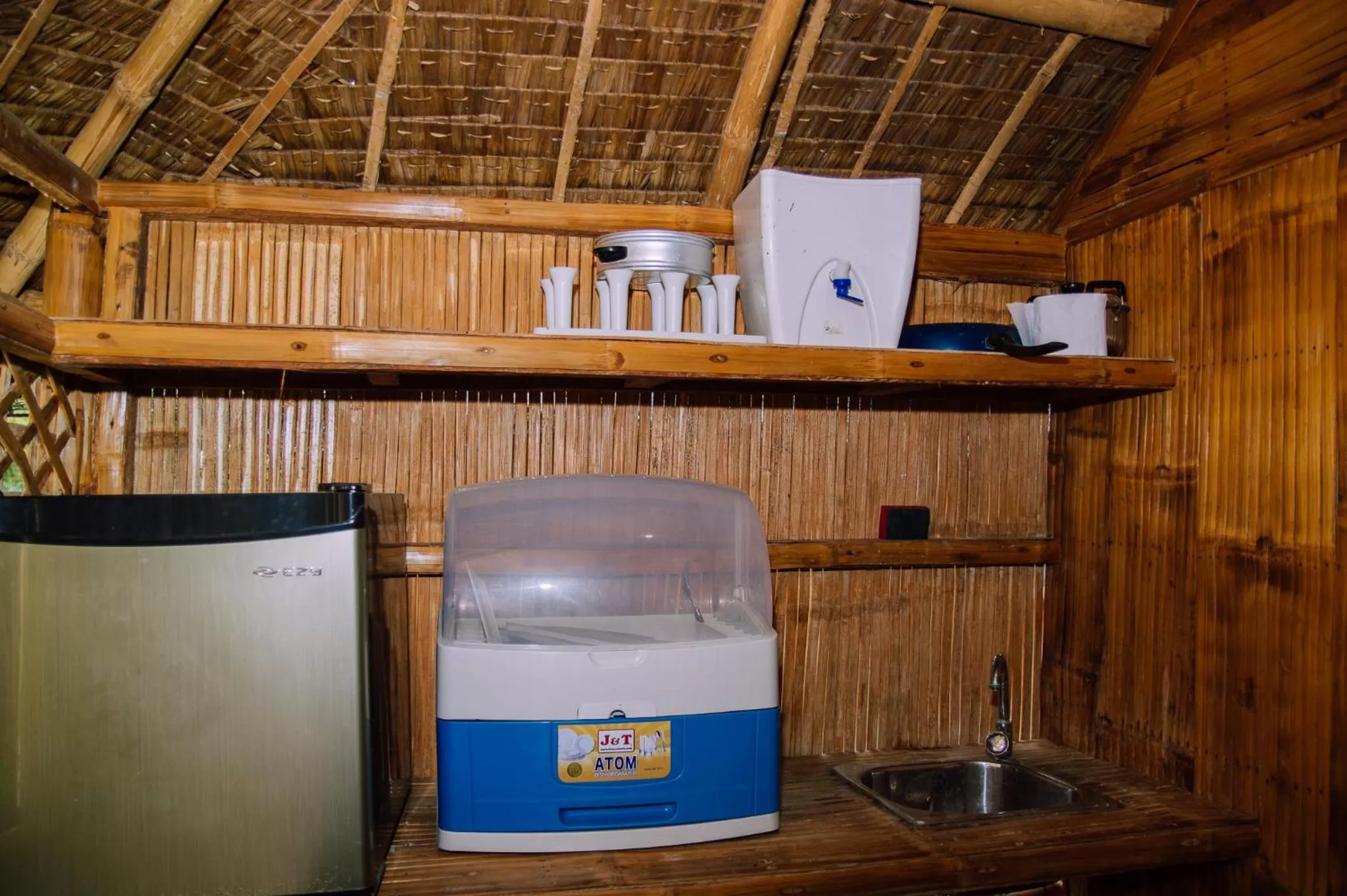 Kitchen or kitchenette in Gaea's Apartments