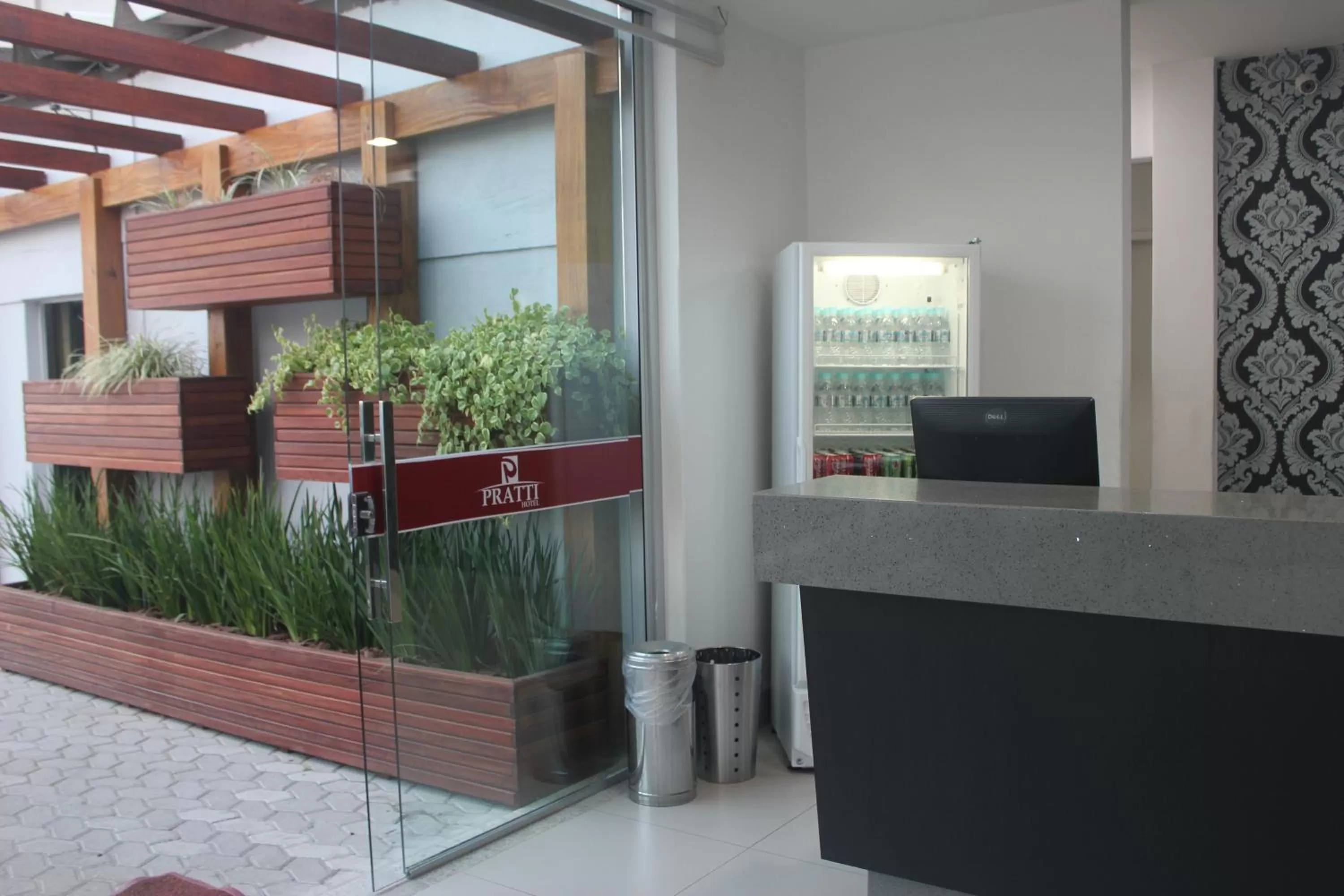 Lobby or reception in Pratti Hotel