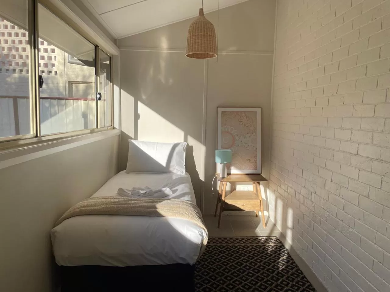 Bedroom, Bed in Astor Hotel Motel