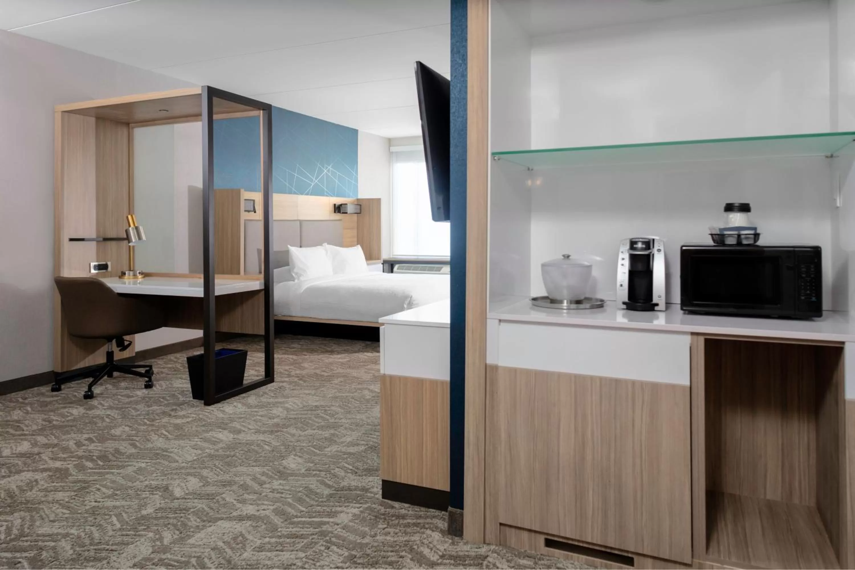 Bedroom, Bed in SpringHill Suites By Marriott Durham City View