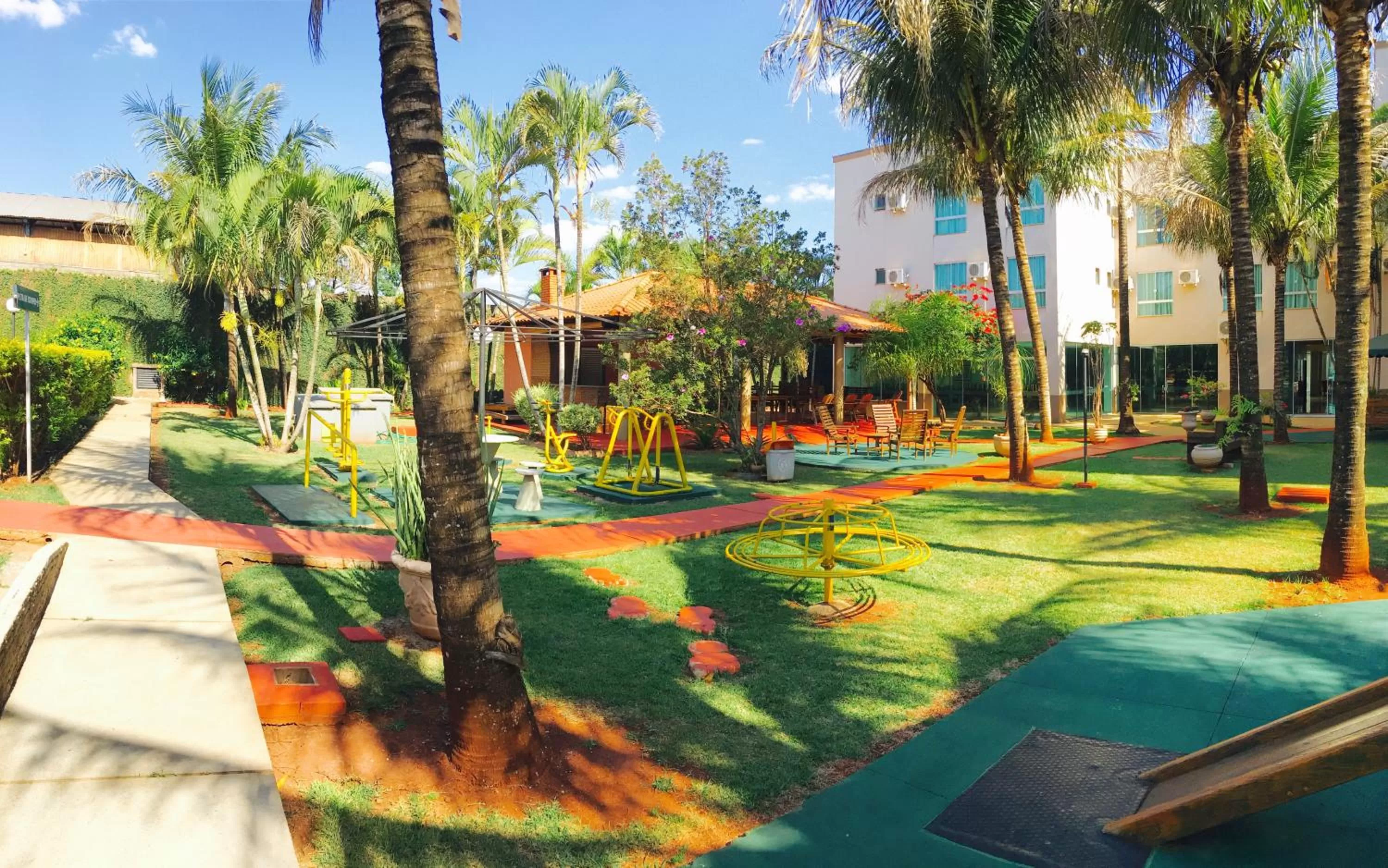 Day, Garden in Hotel GAPH Maringa - Economico Mini Resort