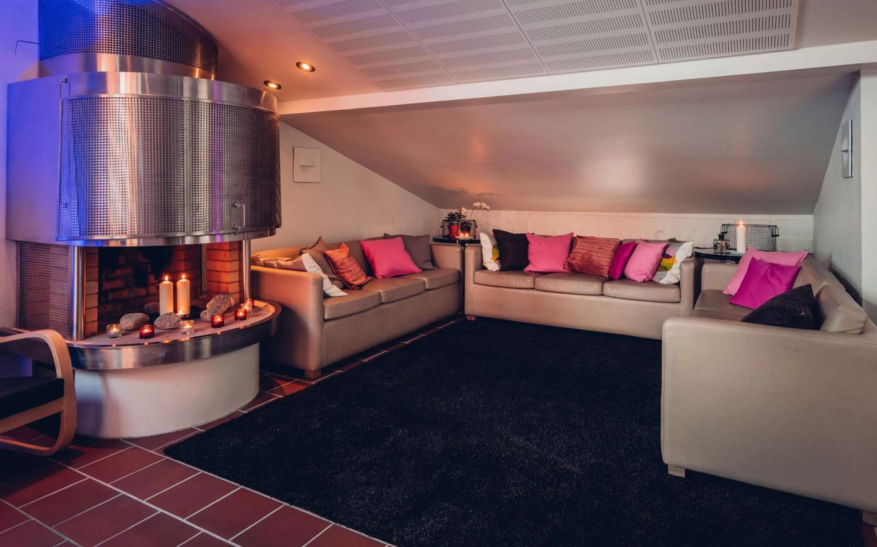 Lounge or bar in Radisson Blu Aleksanteri Hotel, Helsinki