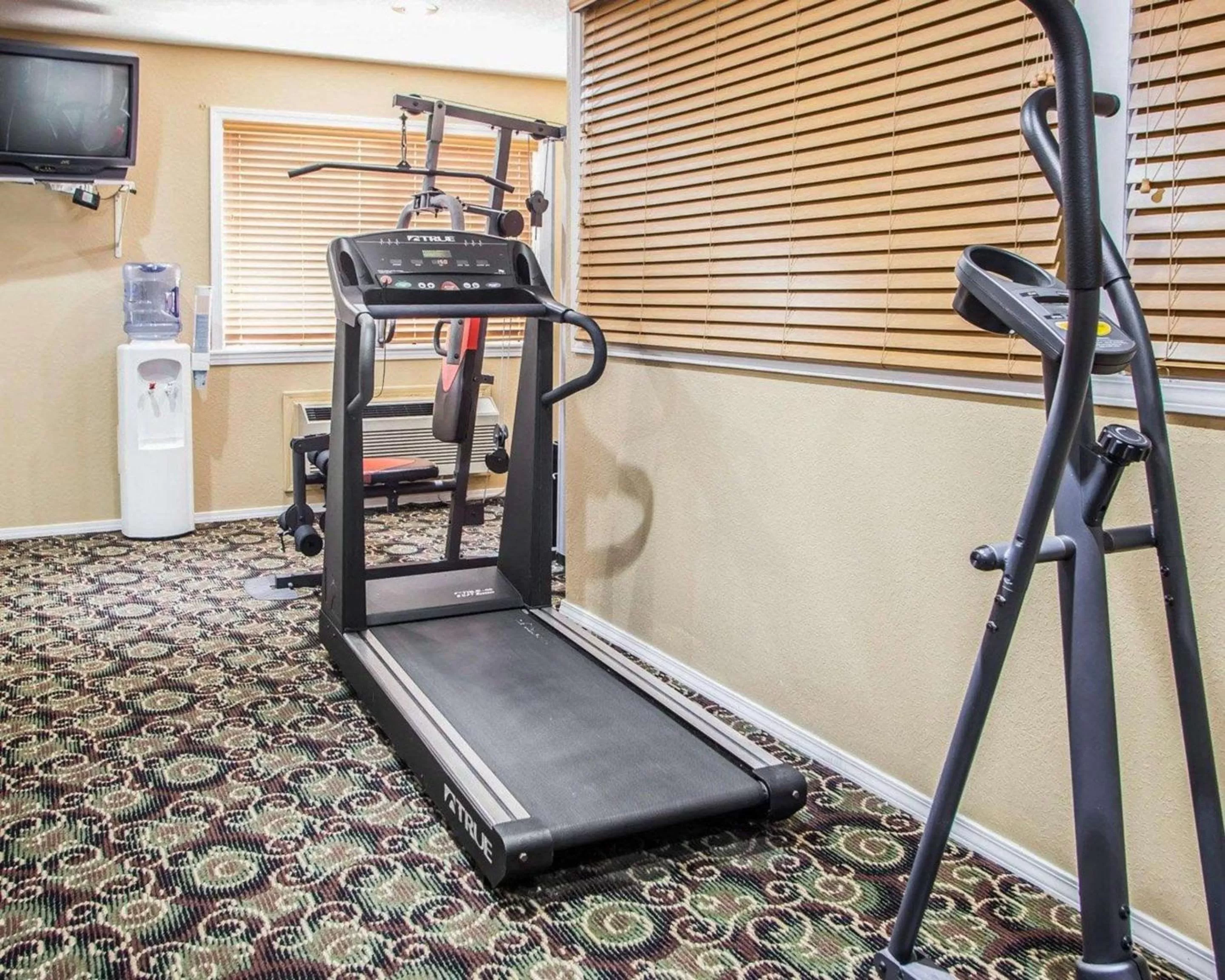 Fitness centre/facilities in Quality Inn Belton - Kansas City South