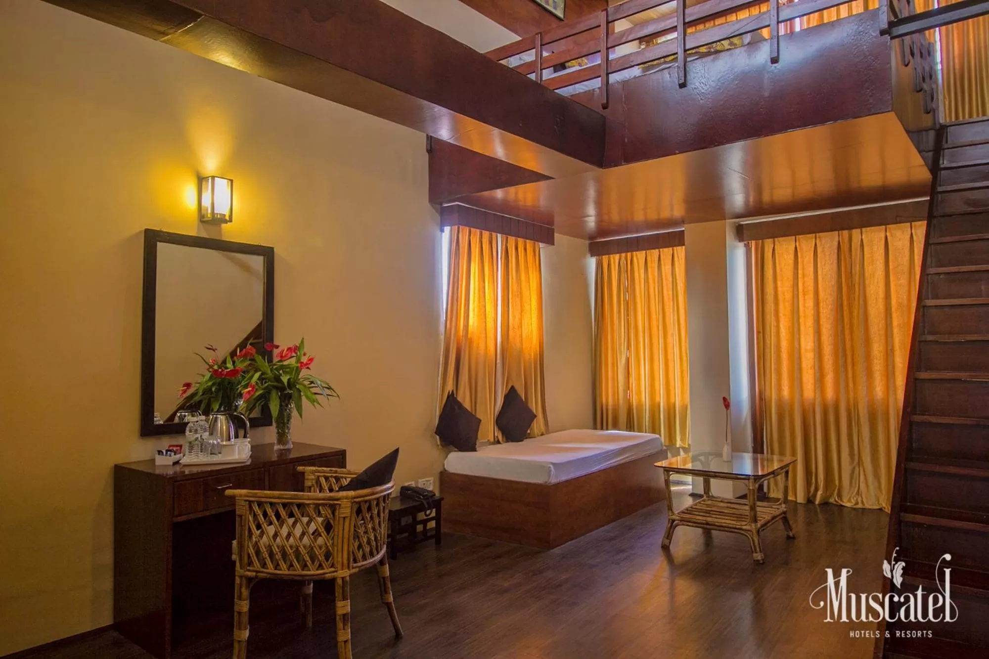 Muscatel Delamare - 200 Mts from MG Marg