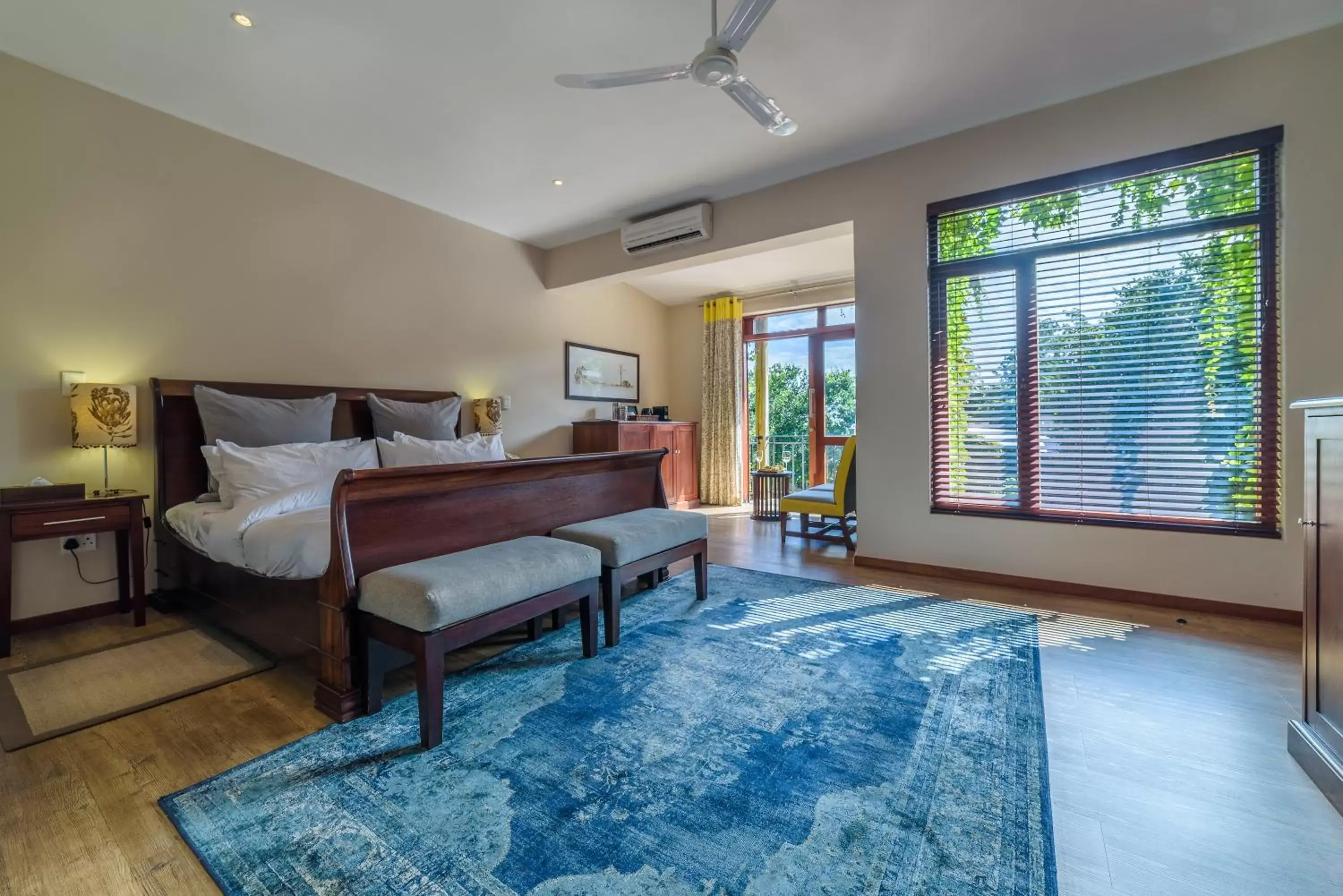 Family Room in Casterbridge Hollow Boutique Hotel Family Room in Casterbridge Hollow Boutique Hotel