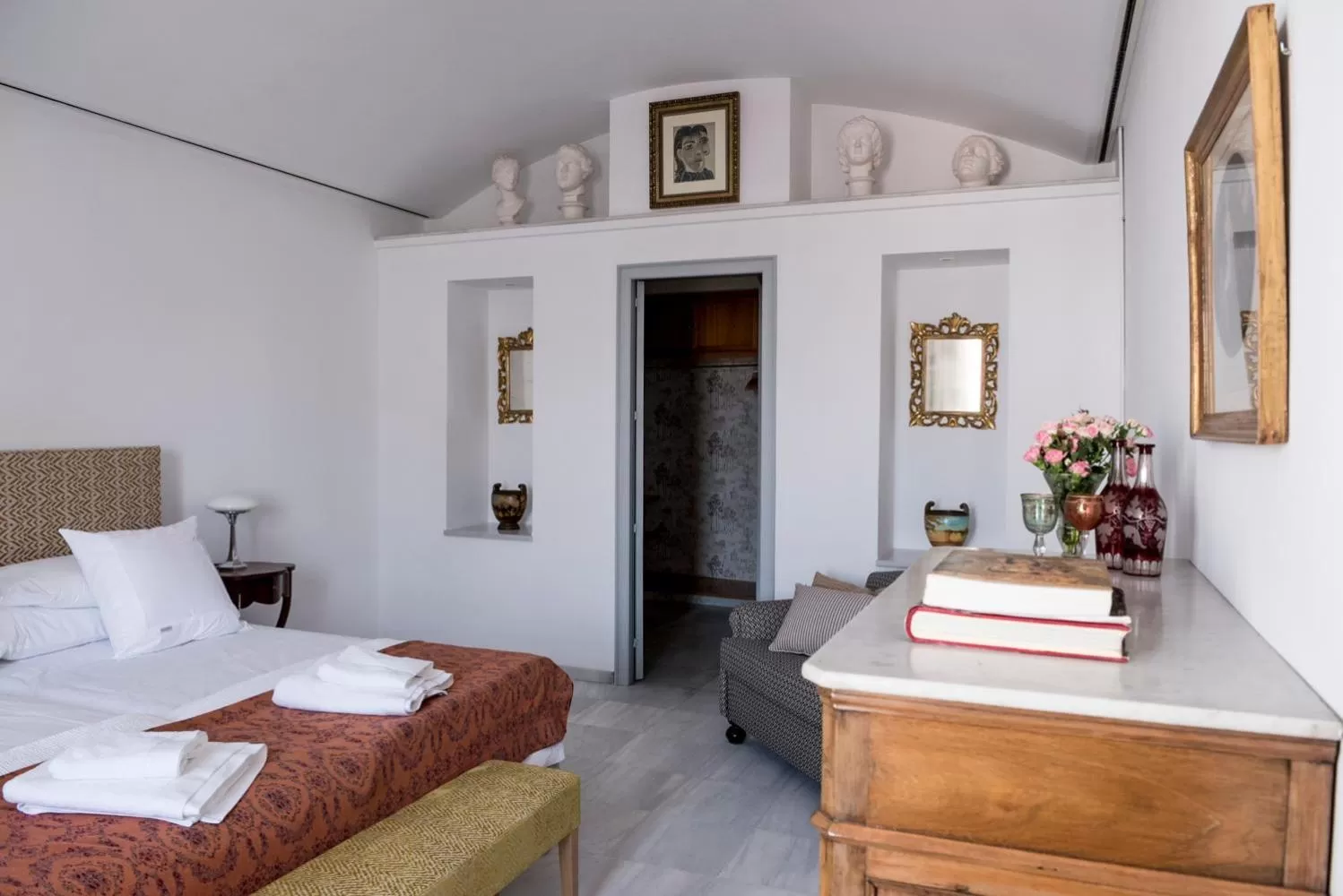 Bed in Palacio Marmoles by Valcambre