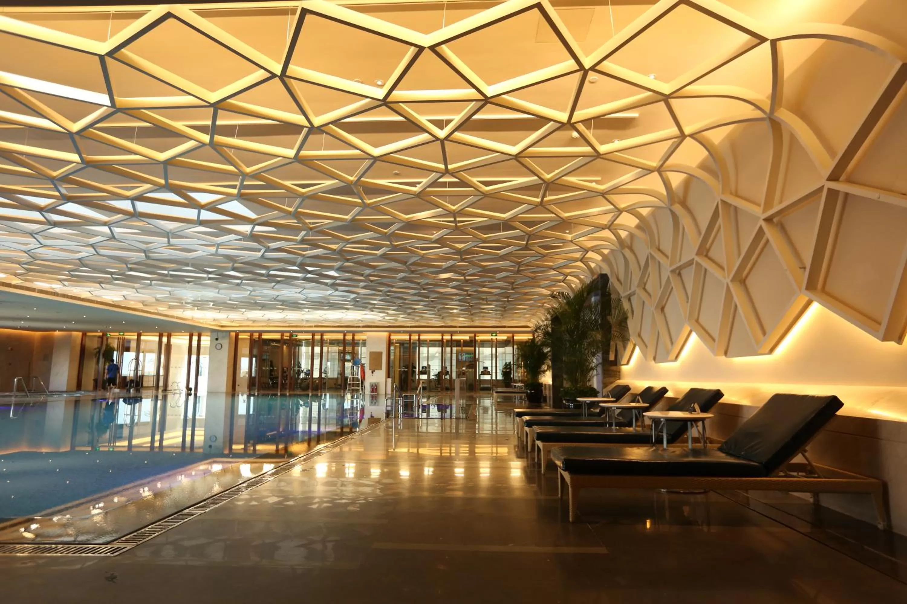 Swimming pool in Hilton Urumqi