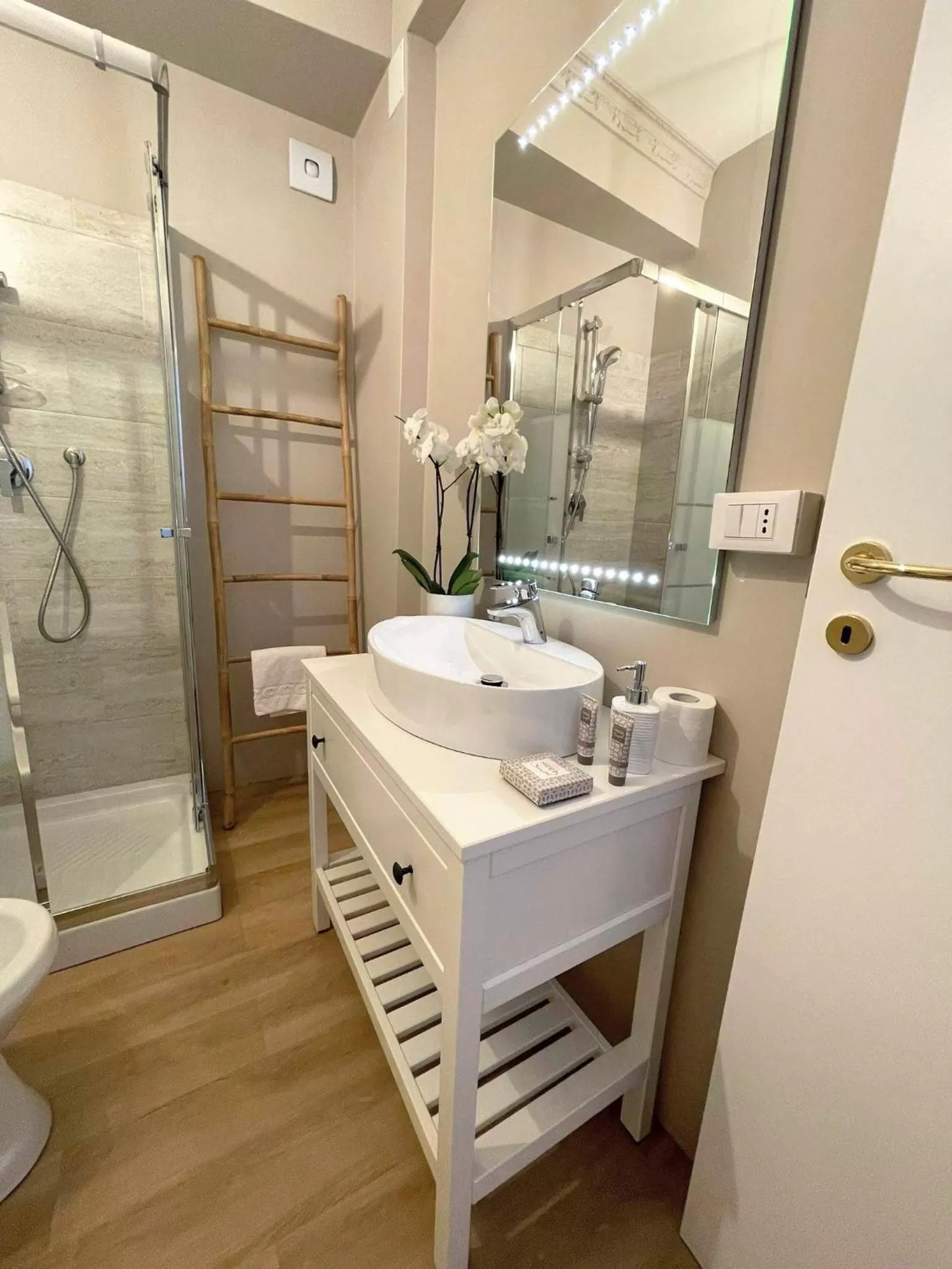 Bathroom in B&B Be Home