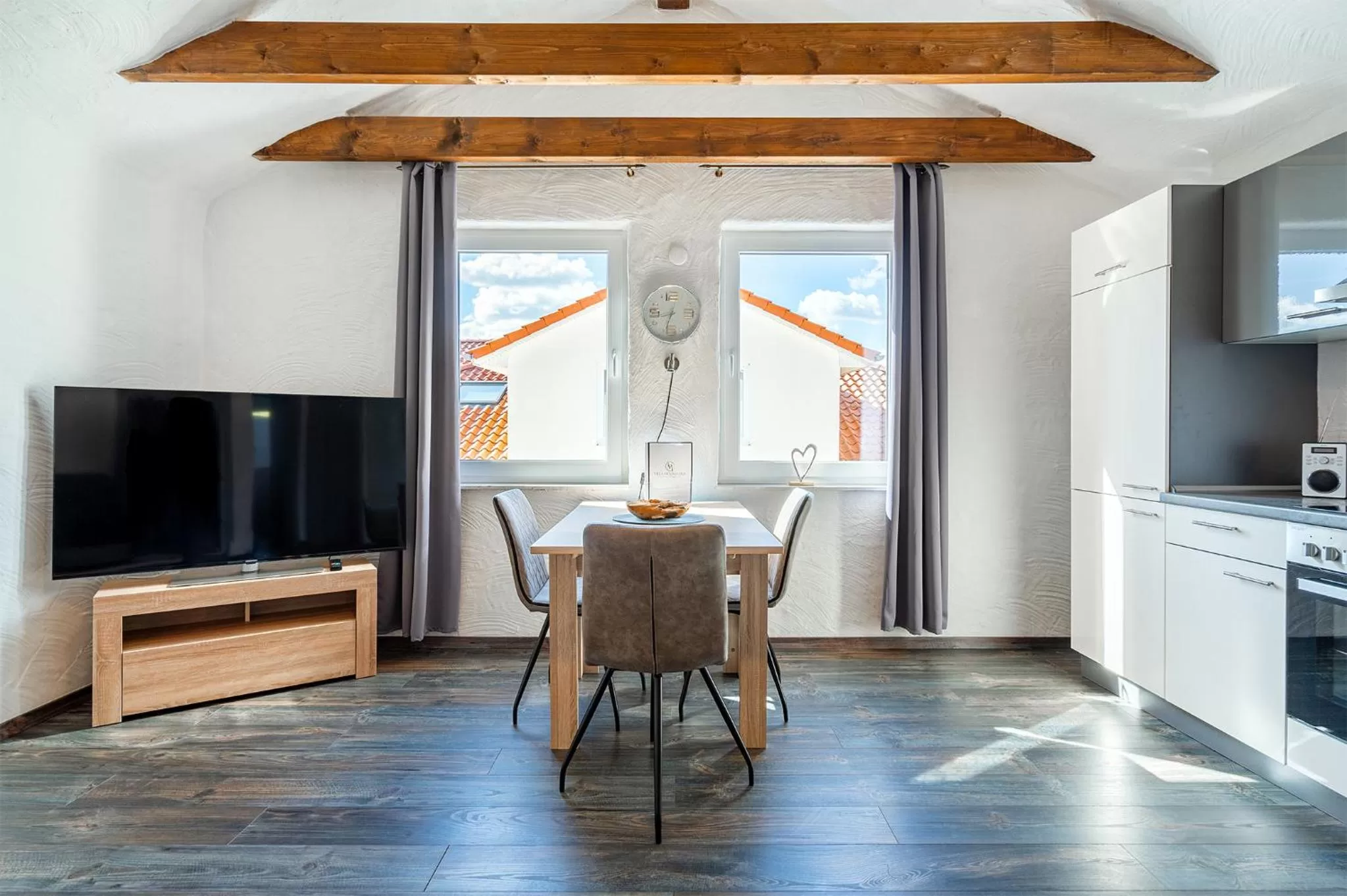 TV and multimedia, TV/Entertainment Center in Villa Moorstern