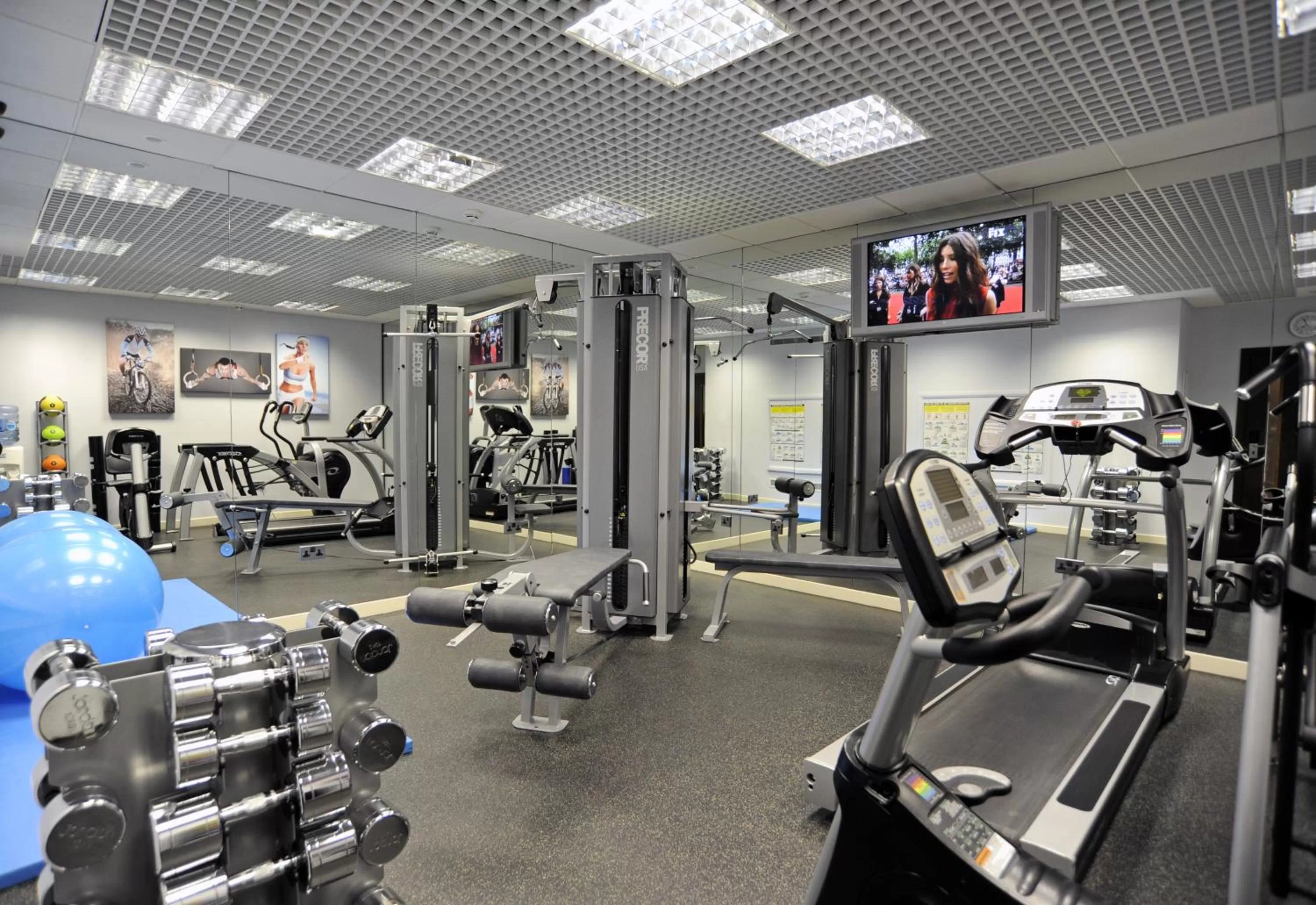 Fitness centre/facilities in Mercure London Paddington Hotel