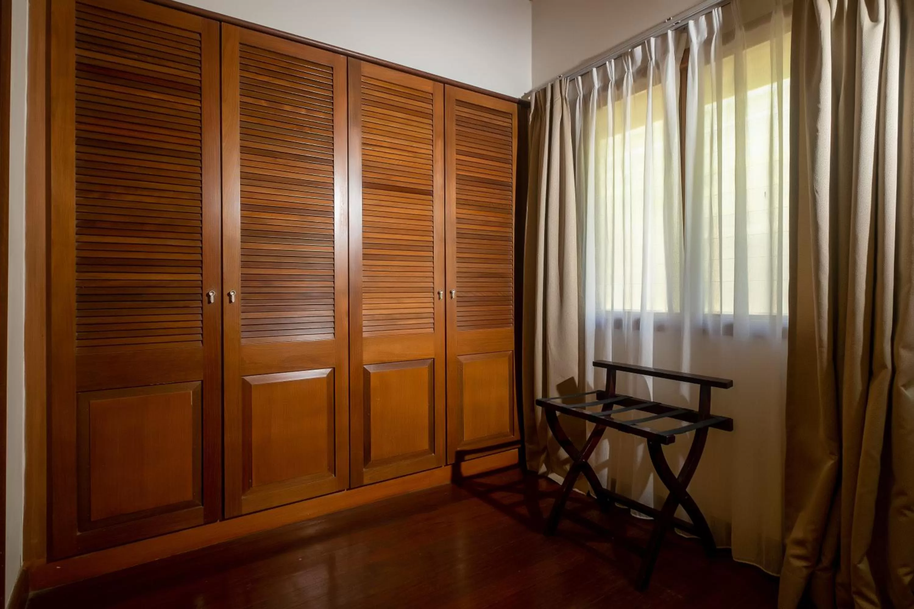 wardrobe in Rebak Island Resort & Marina, Langkawi 大自然 野生动物与美食爱好者的天堂