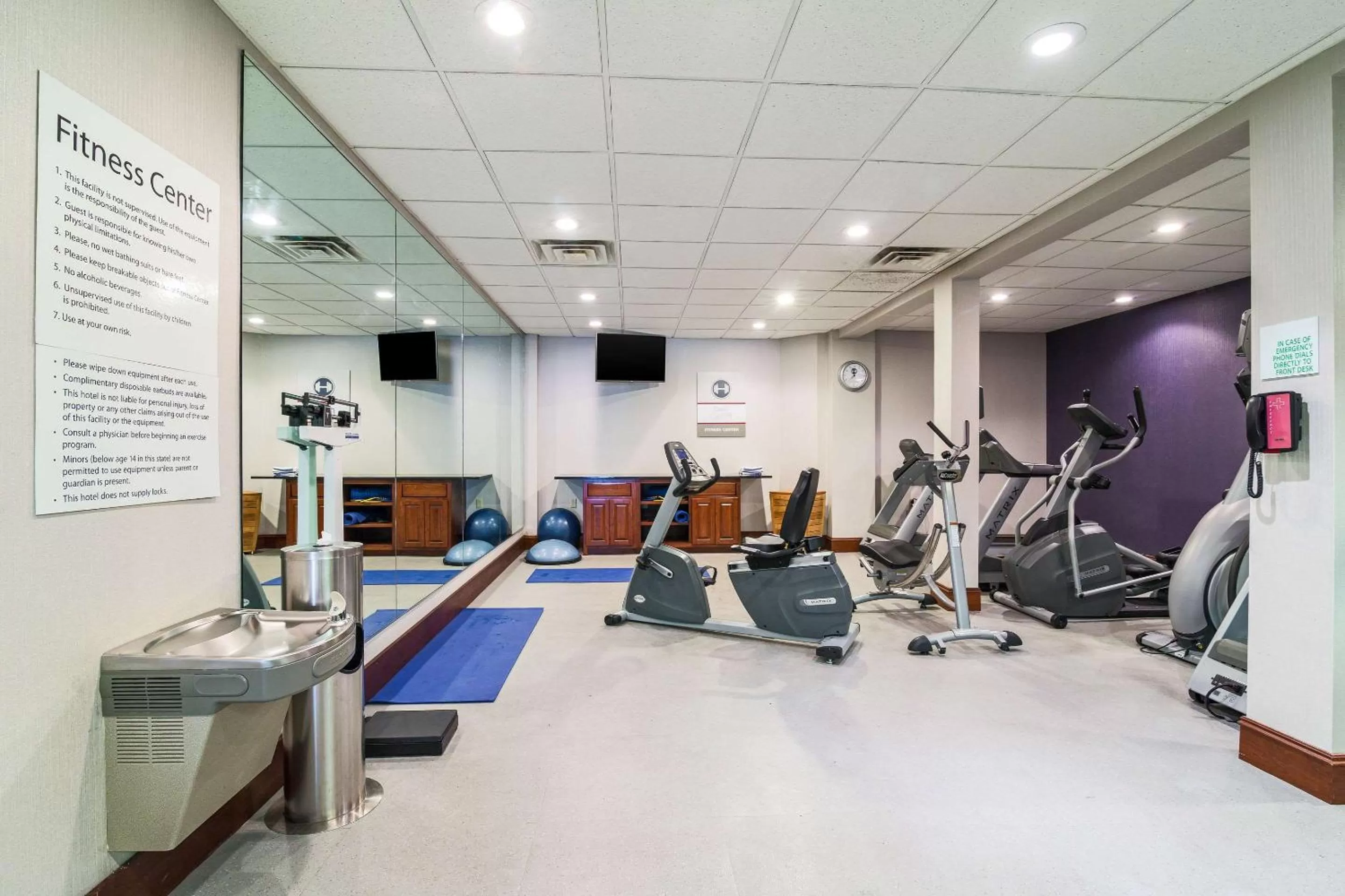 Fitness centre/facilities in Clarion Hotel Convention Center