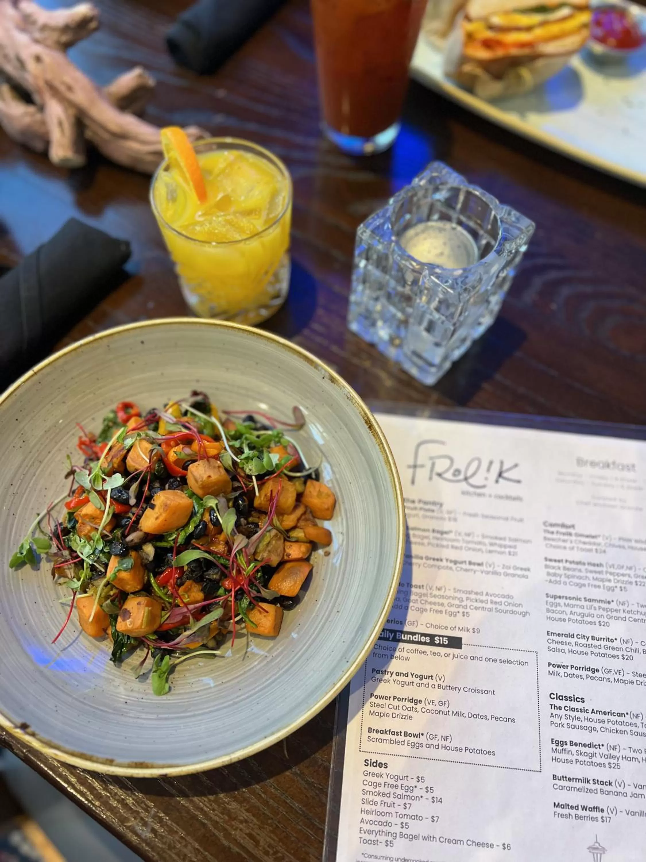 Breakfast in Hilton Motif Seattle