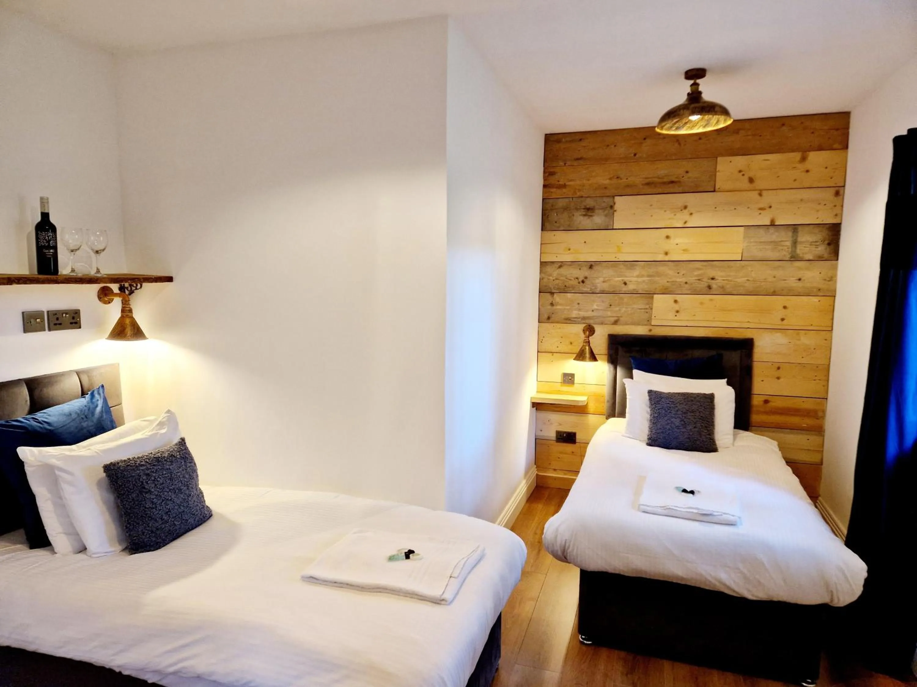 Bedroom, Bed in Wheal Tor Hotel & Glamping