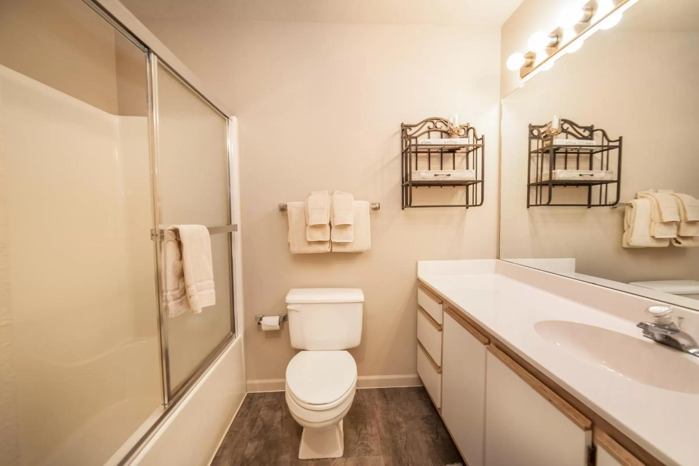 Bathroom in Pointe Royale Golf Resort