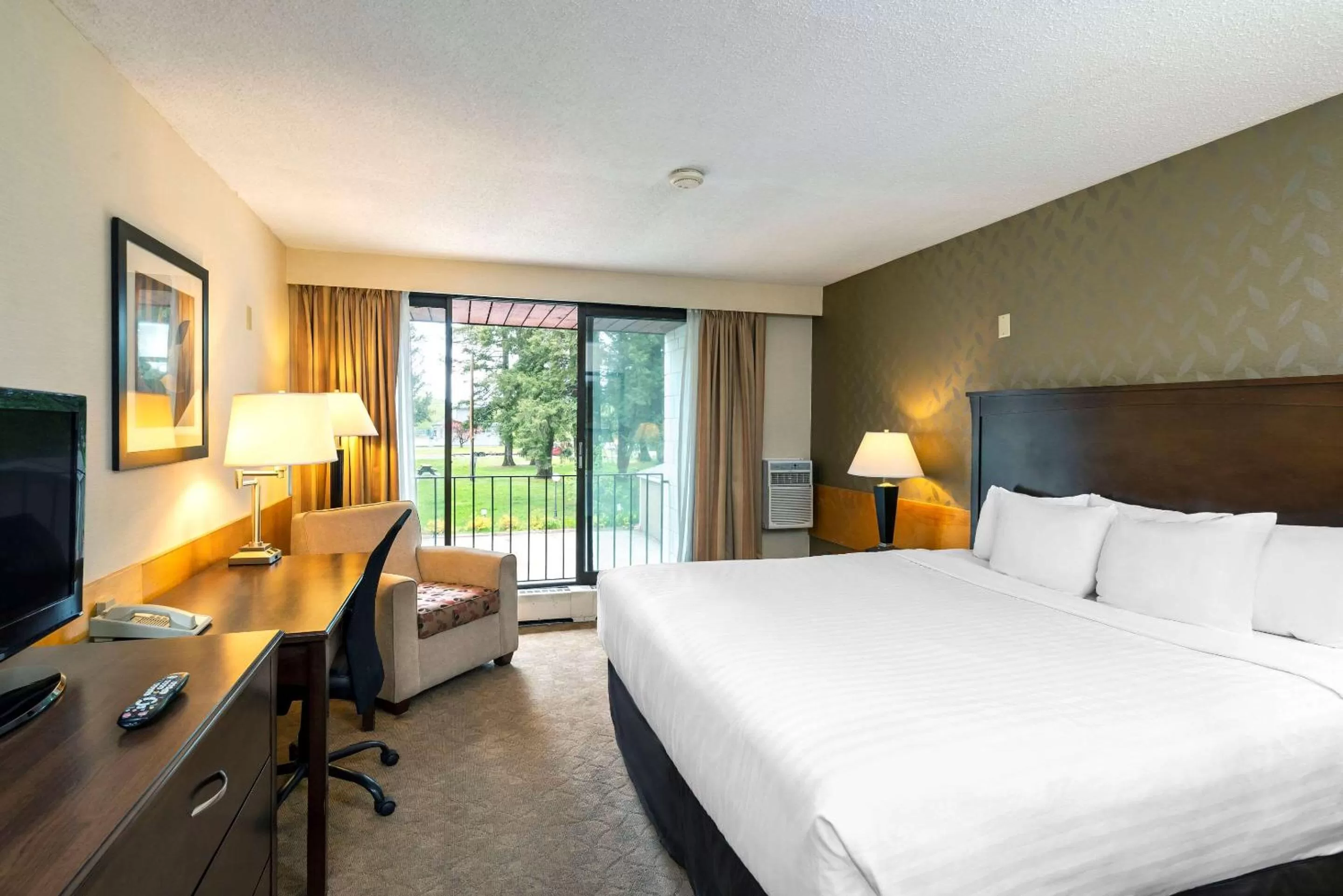 Bedroom, Bed in Quality Inn