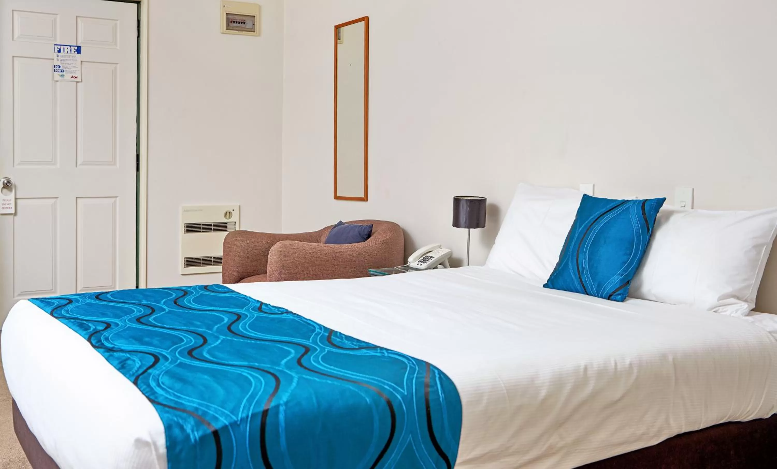 Bed in Barringtons Motor Lodge