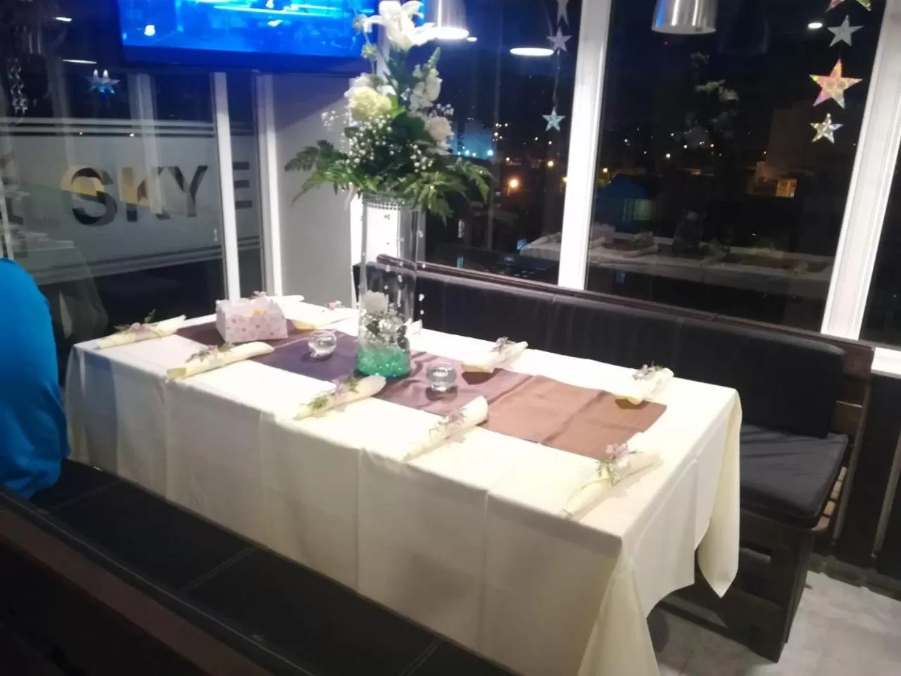 Restaurant/Places to Eat in Hotel H53