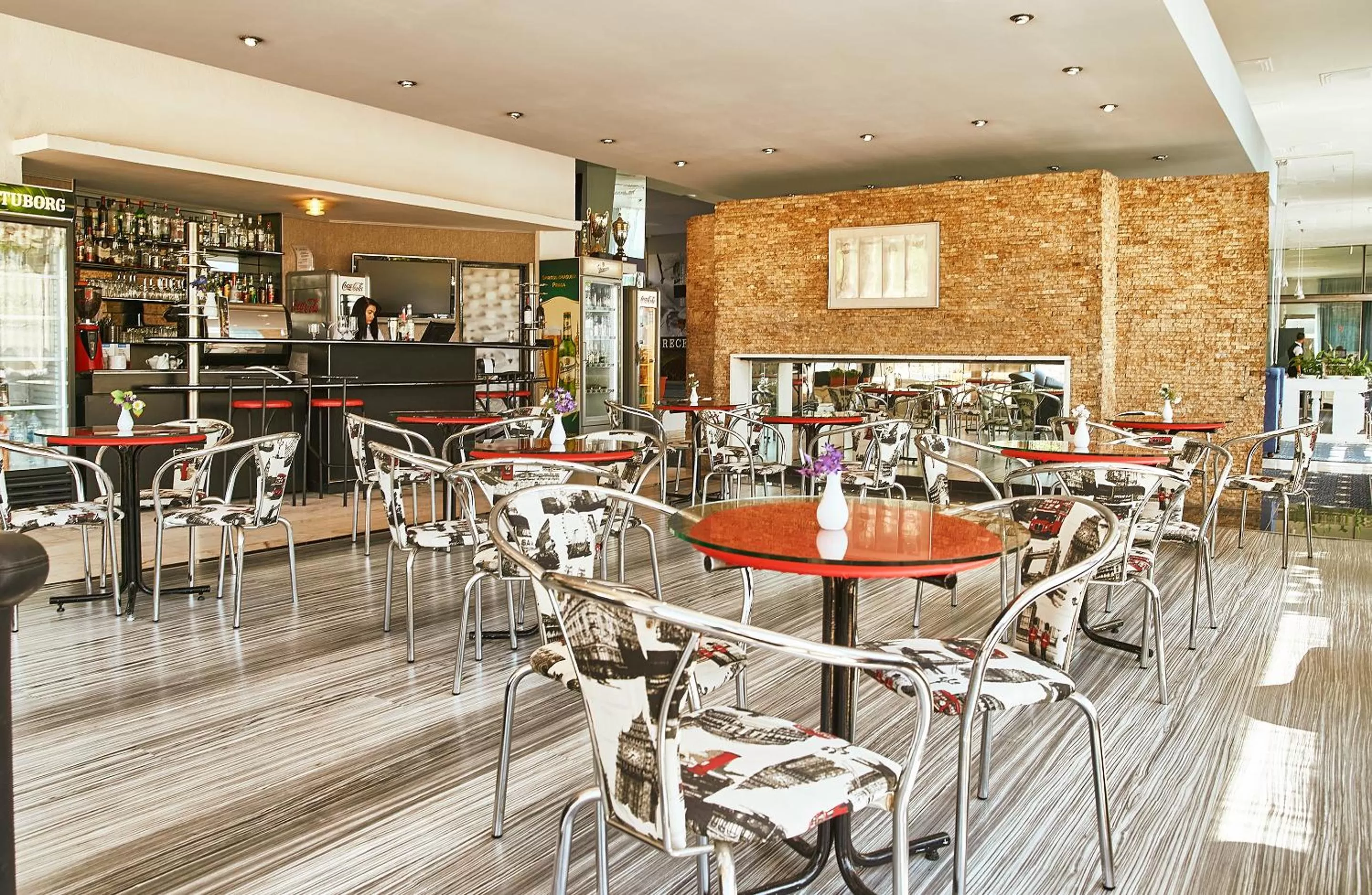 Lounge or bar in Continental Drobeta Turnu Severin