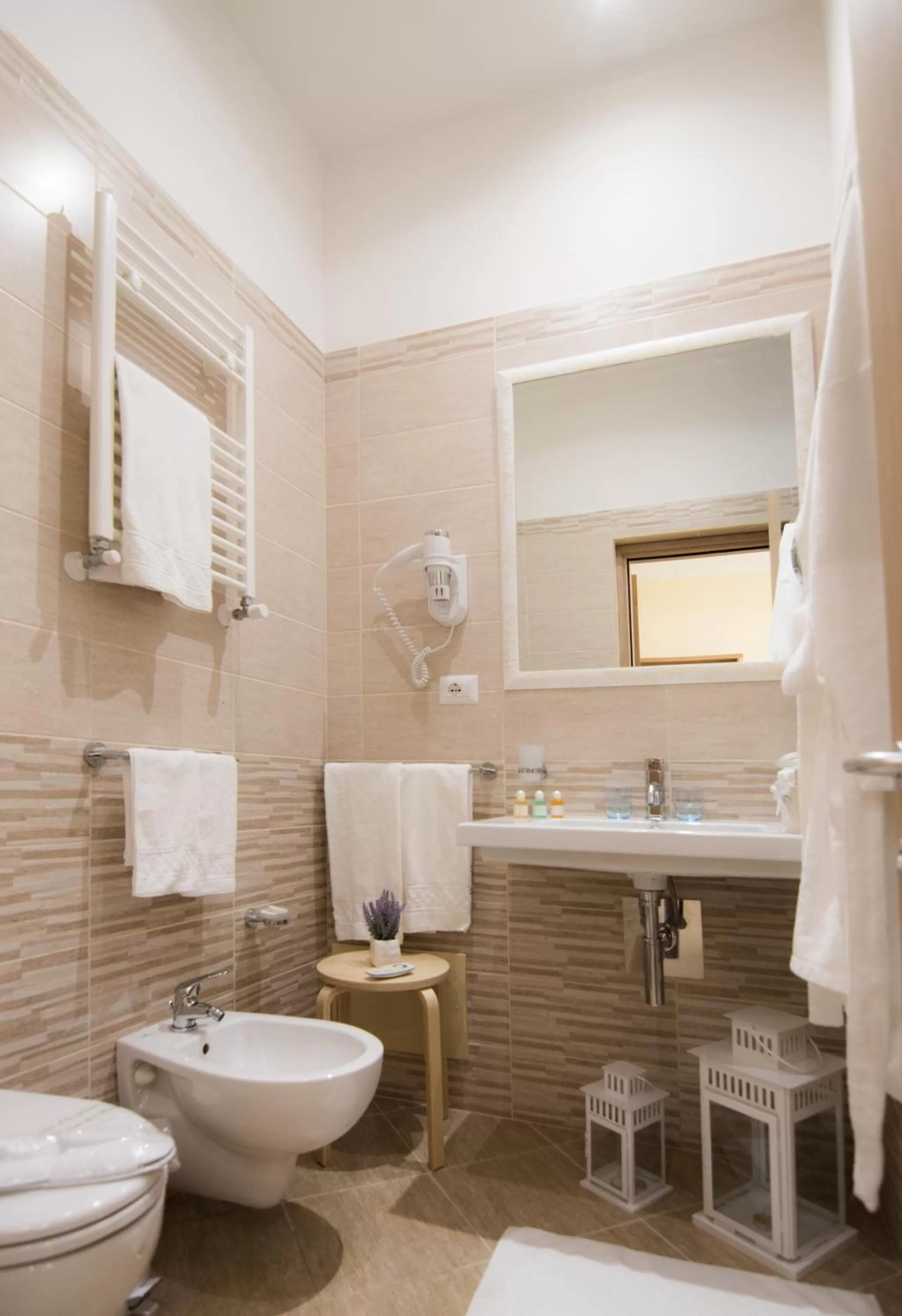 Bathroom in Esposizione Palace Hotel