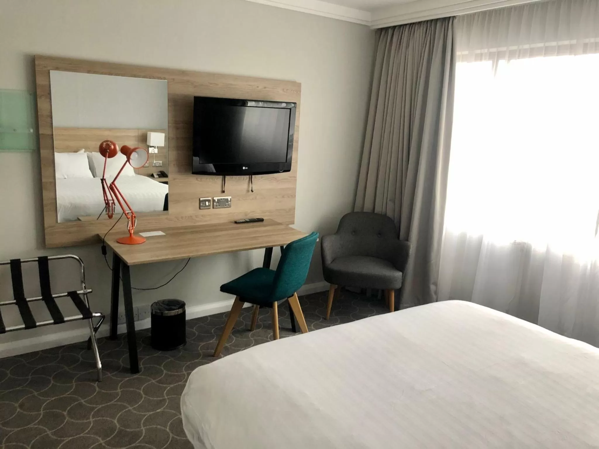 Photo of the whole room, Bed in Holiday Inn Preston by IHG