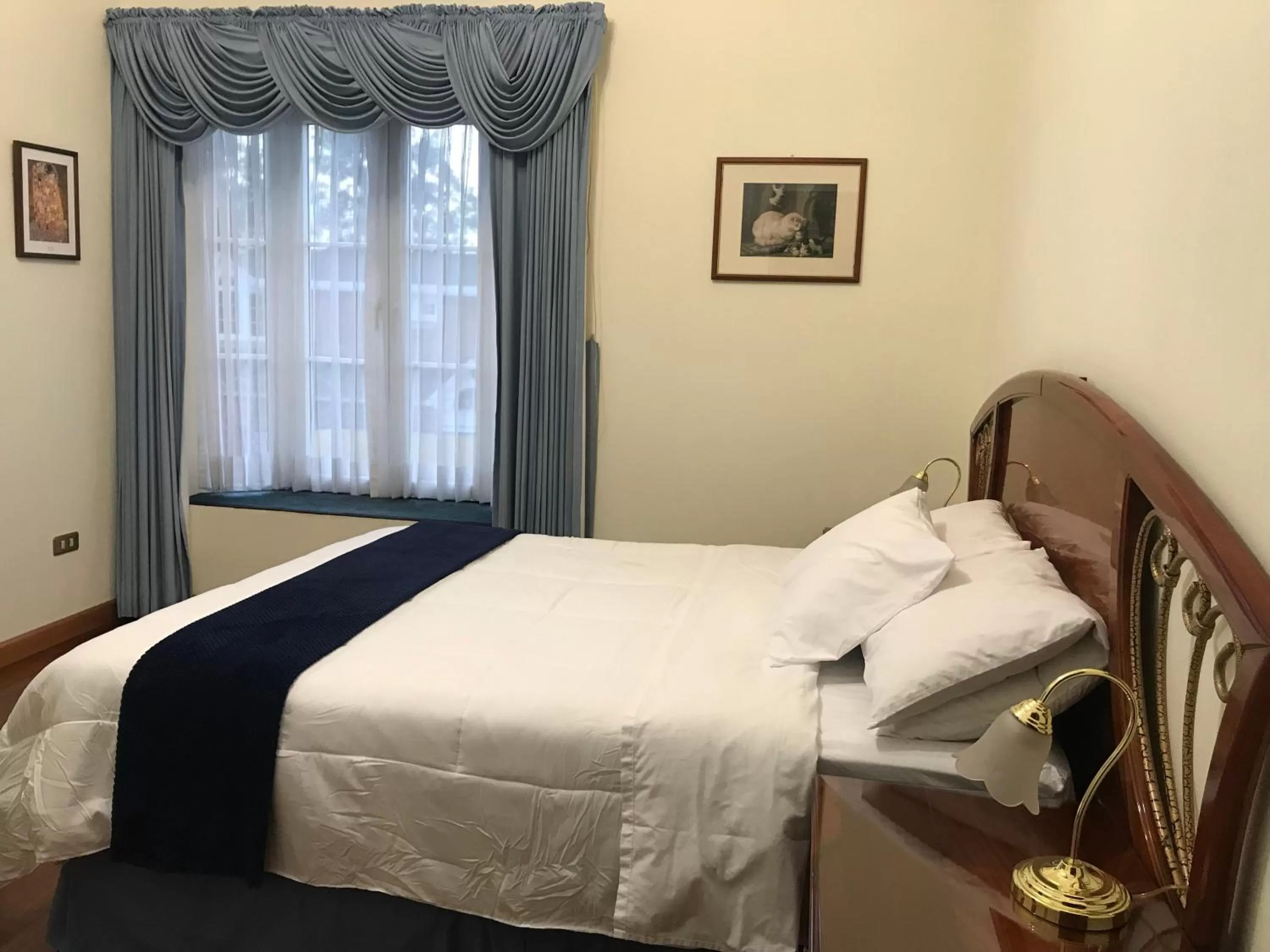 Bed in Hotel Belvedere