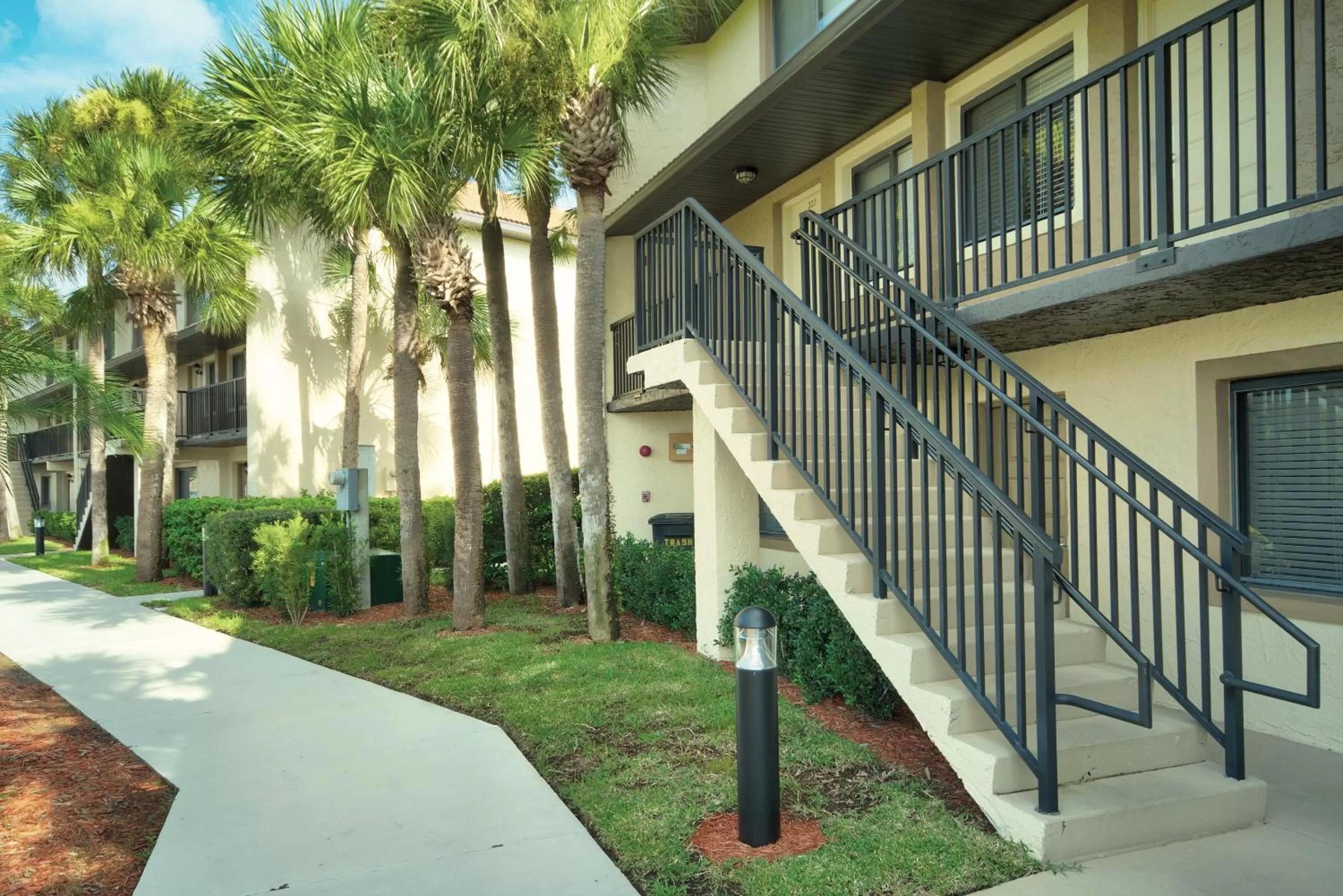 Property building in Club Wyndham Orlando International